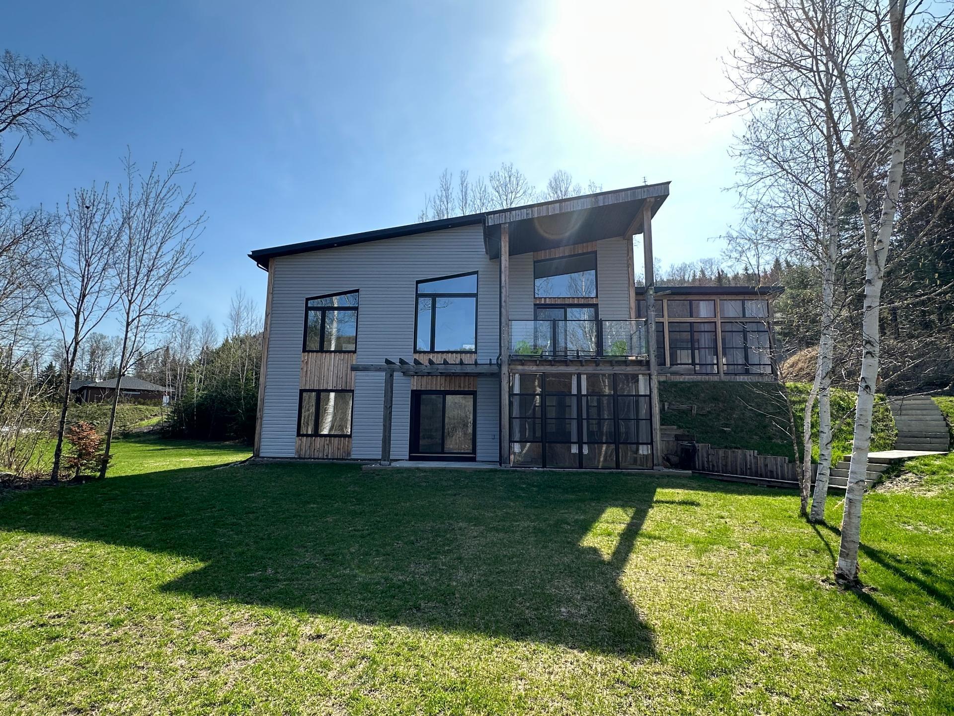 MLS: 27307114