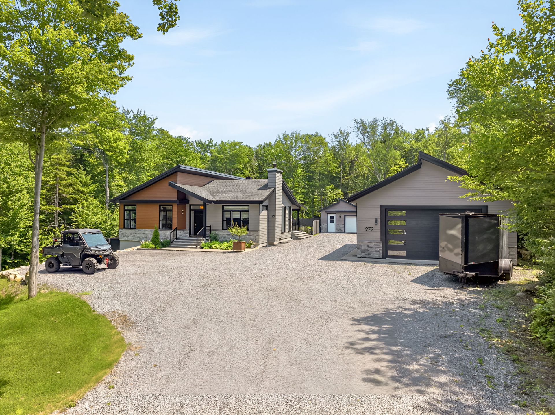 MLS: 15894568