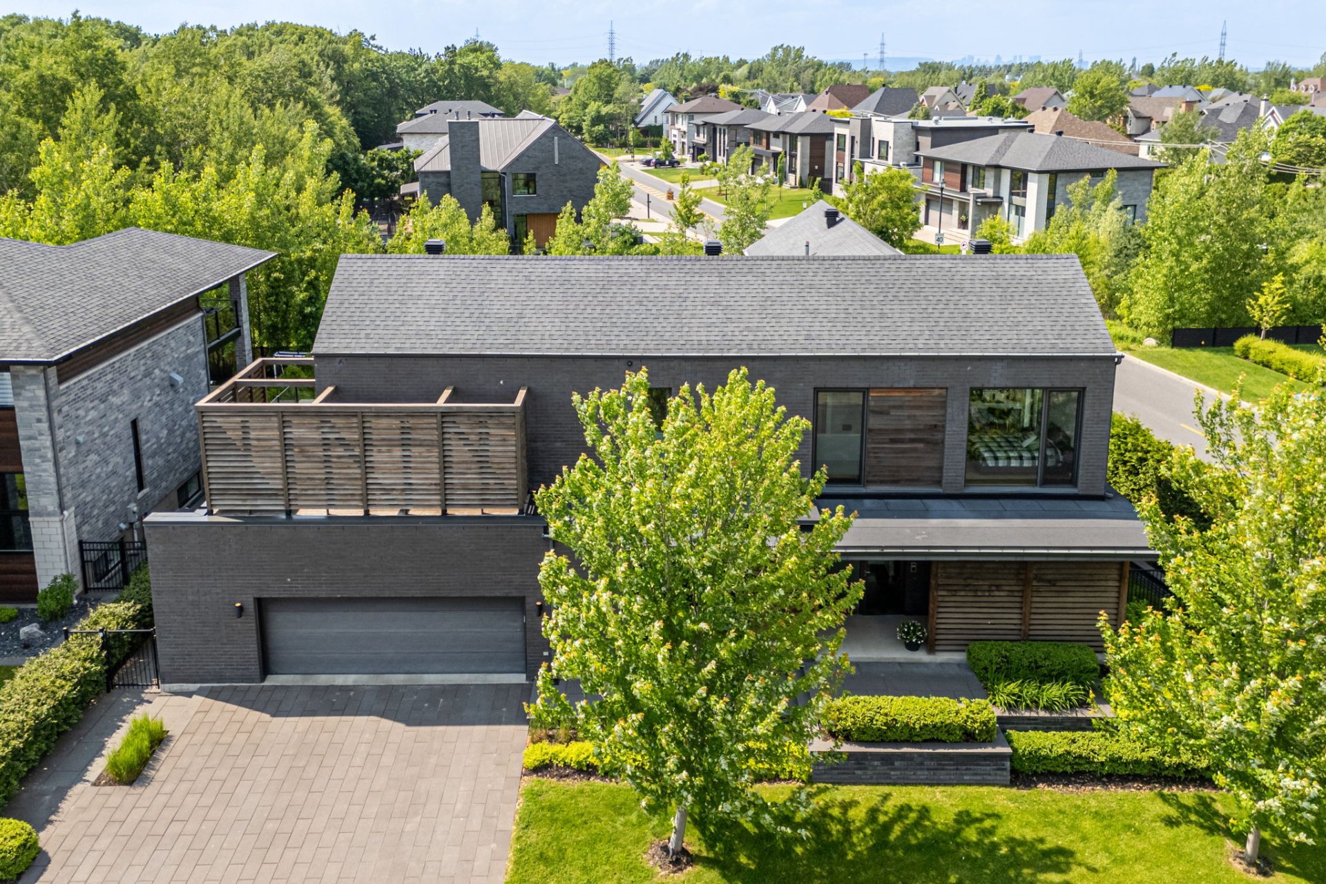 MLS: 15414088