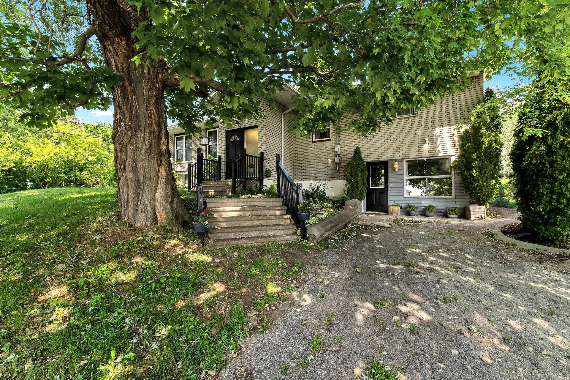 MLS: 17194467