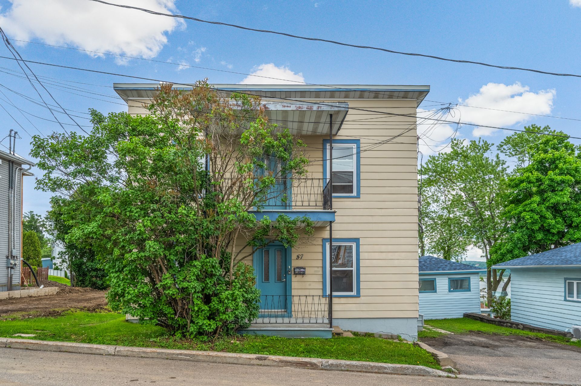 MLS: 16748801