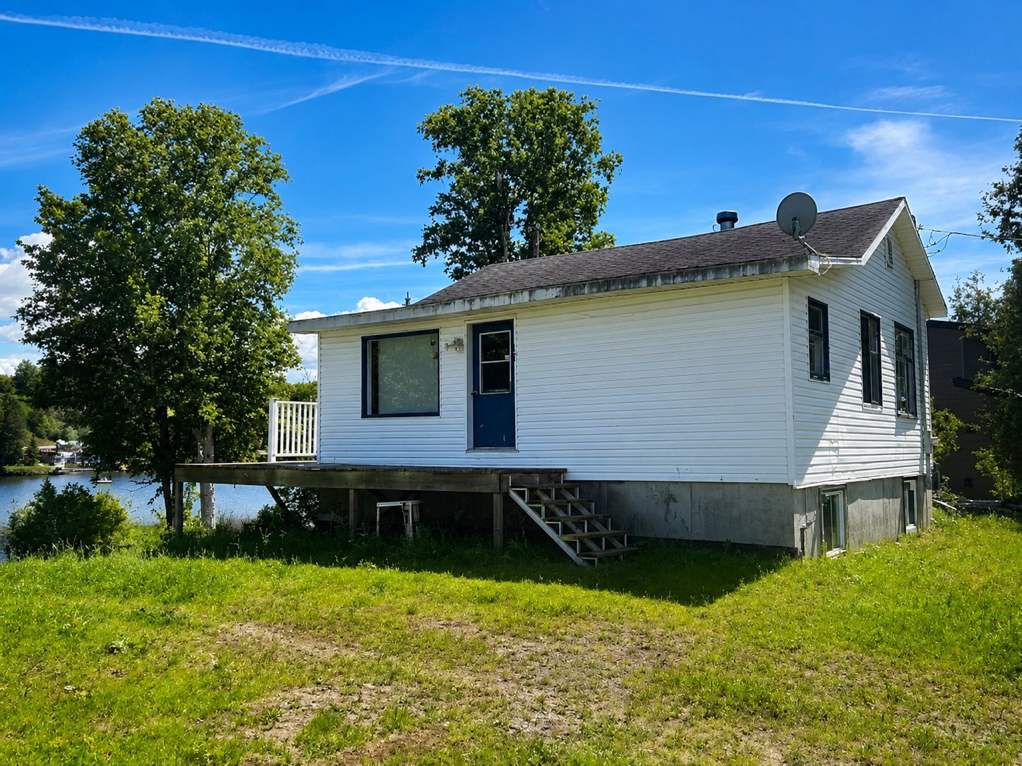 MLS: 25341922