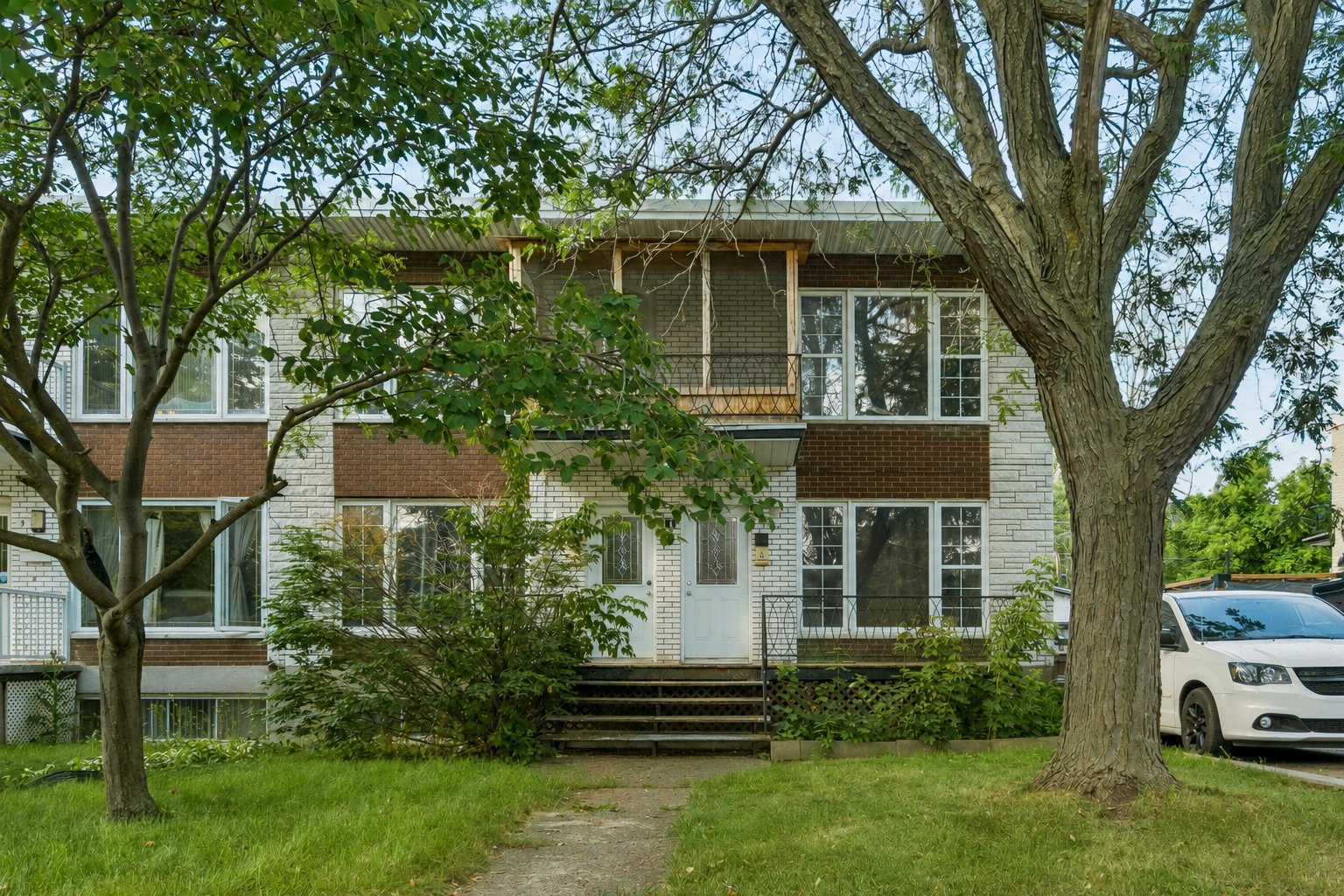 MLS: 28843286