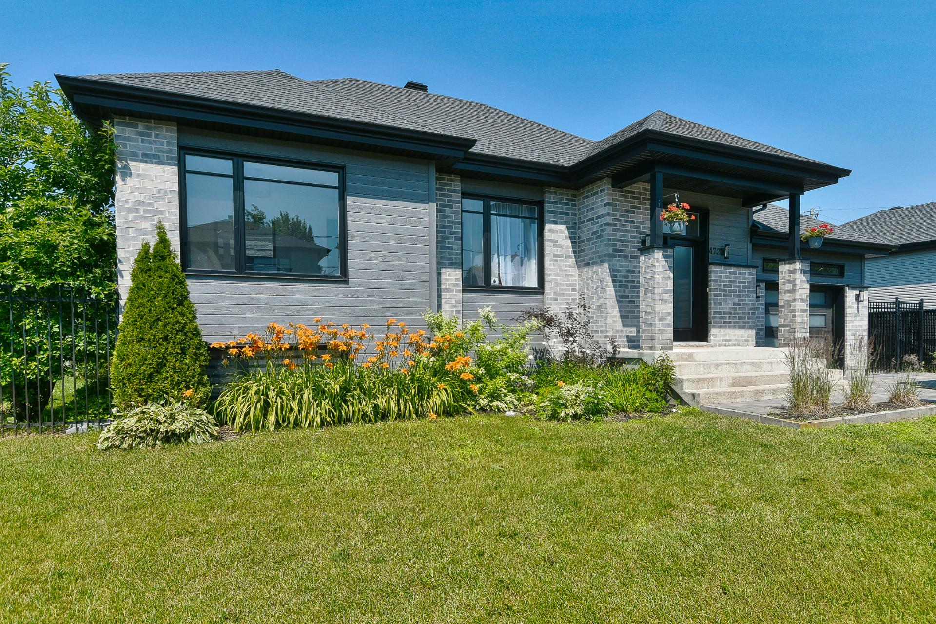 MLS: 18898348
