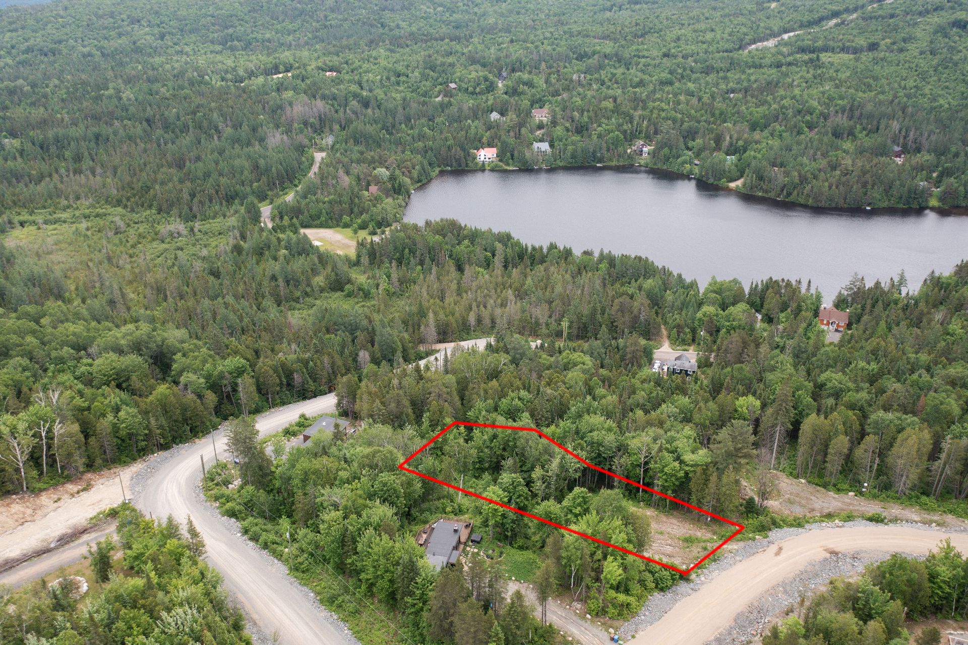 MLS: 22161538