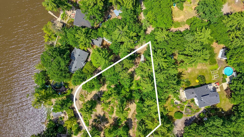MLS: 24628981