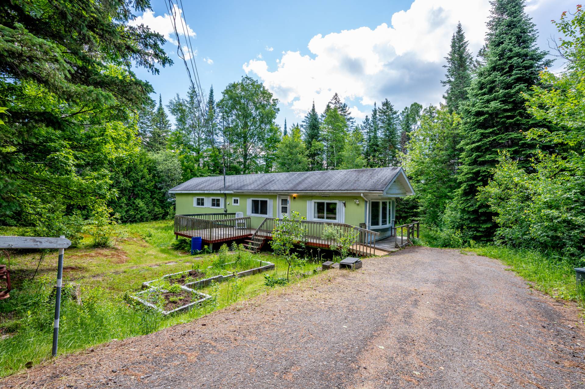 MLS: 17437641