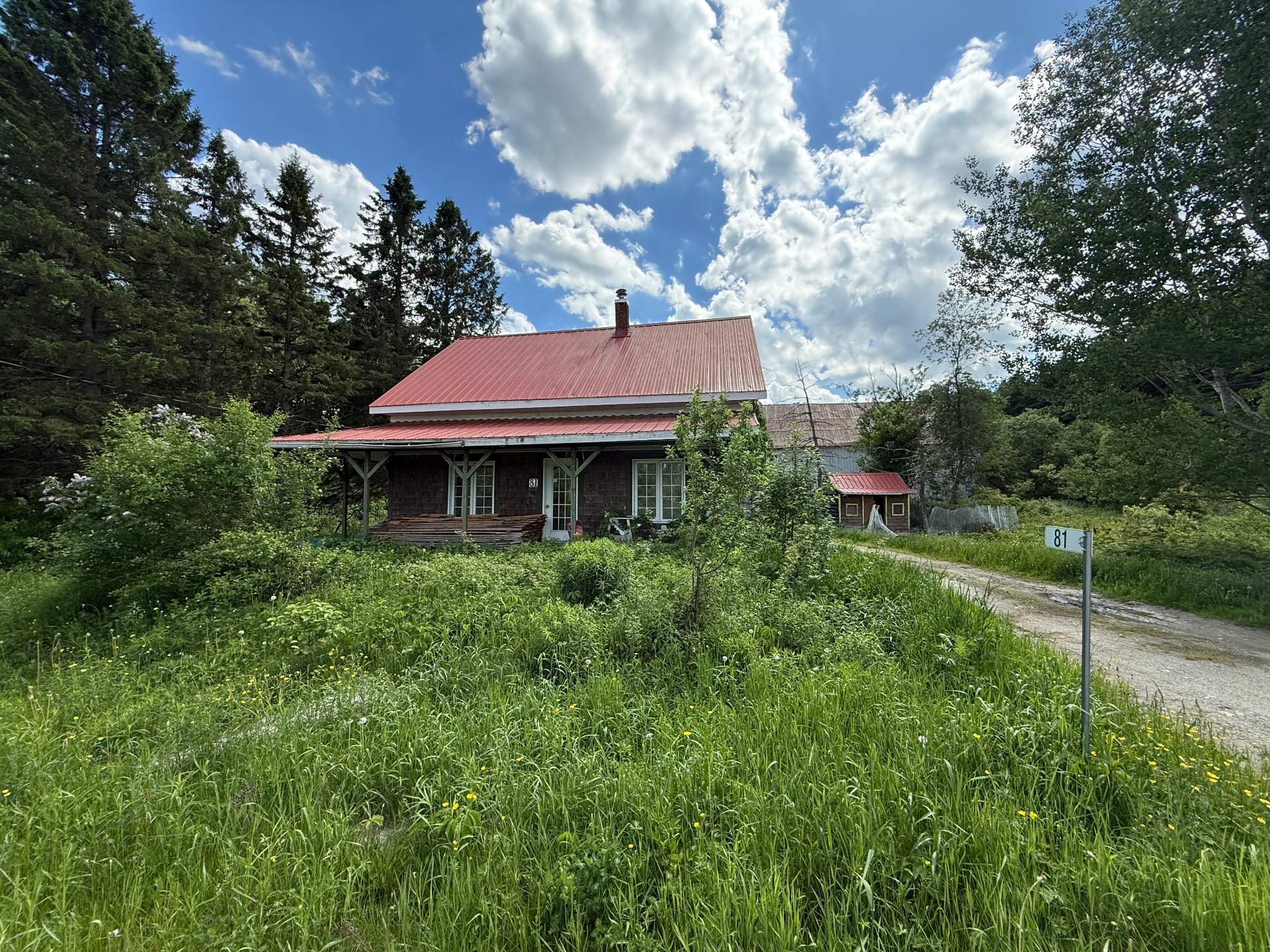 MLS: 26993717