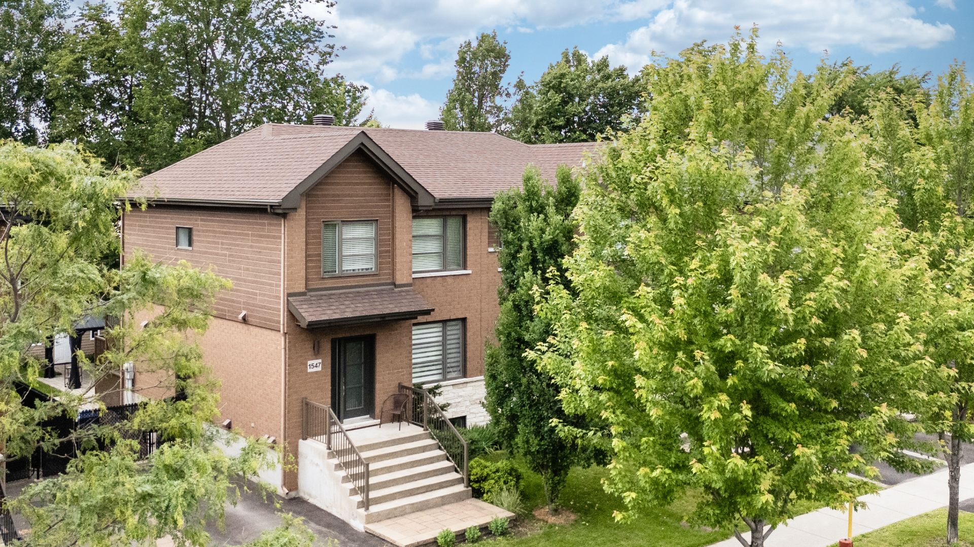 MLS: 18872397