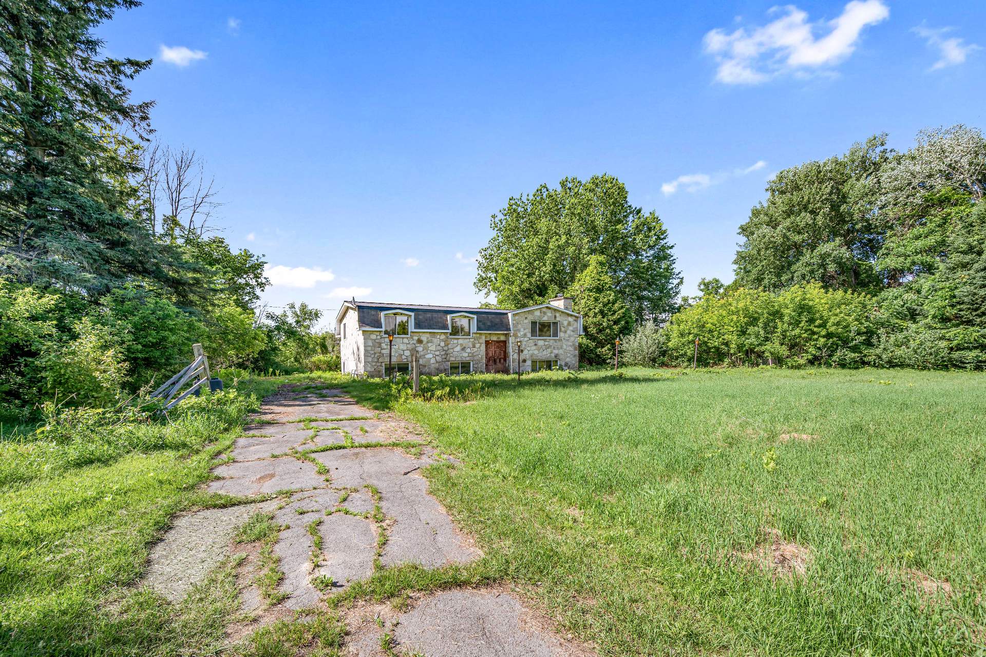 MLS: 12579566