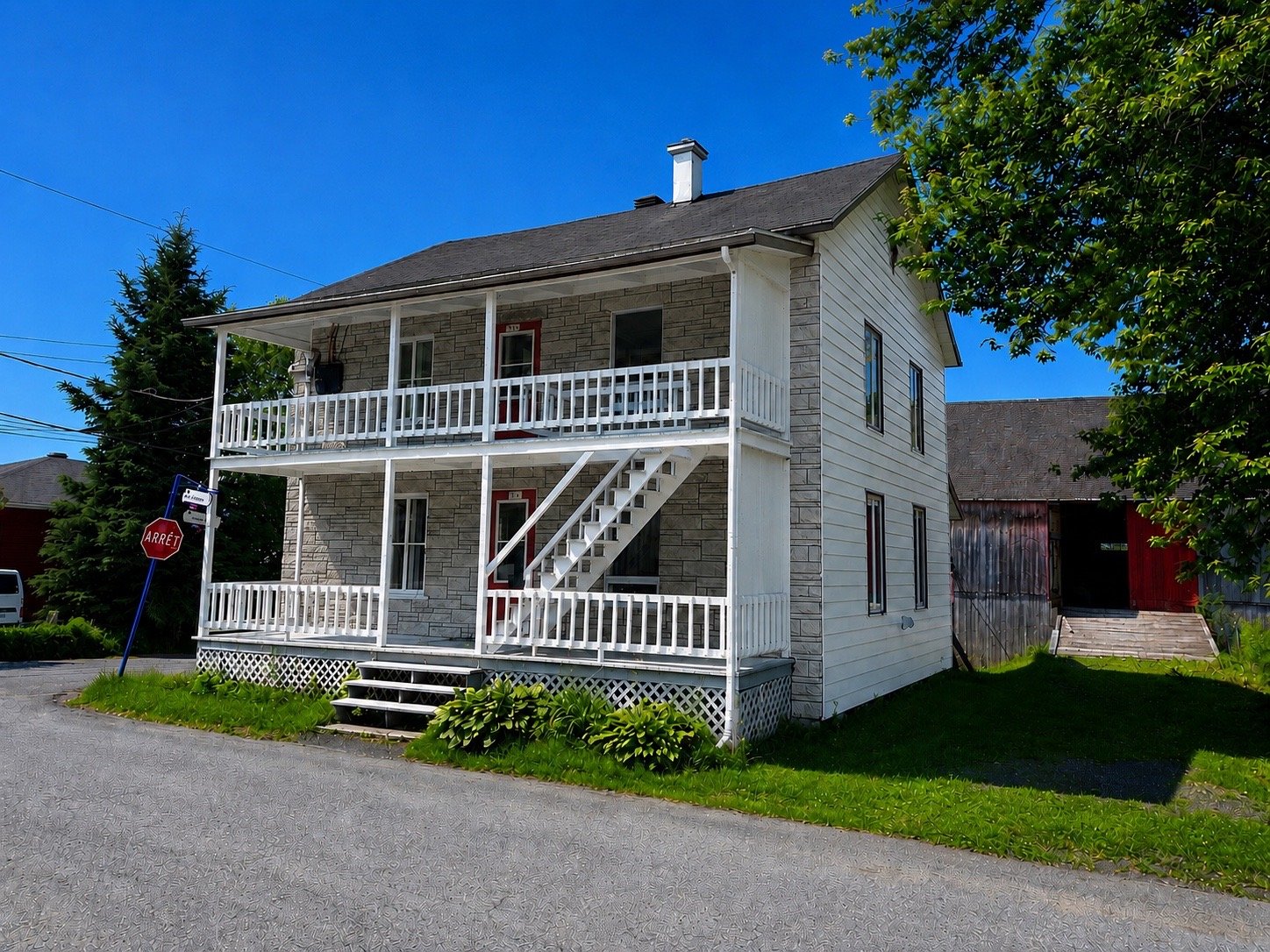 MLS: 25705497