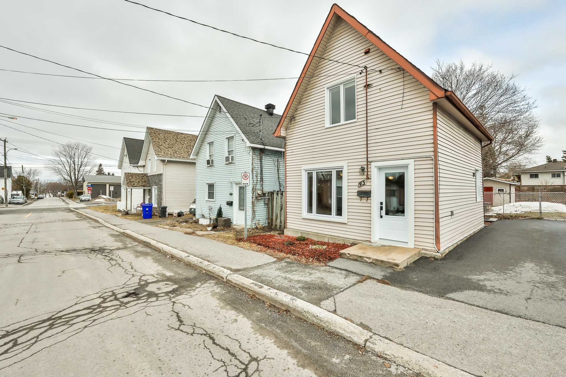 MLS: 16418244