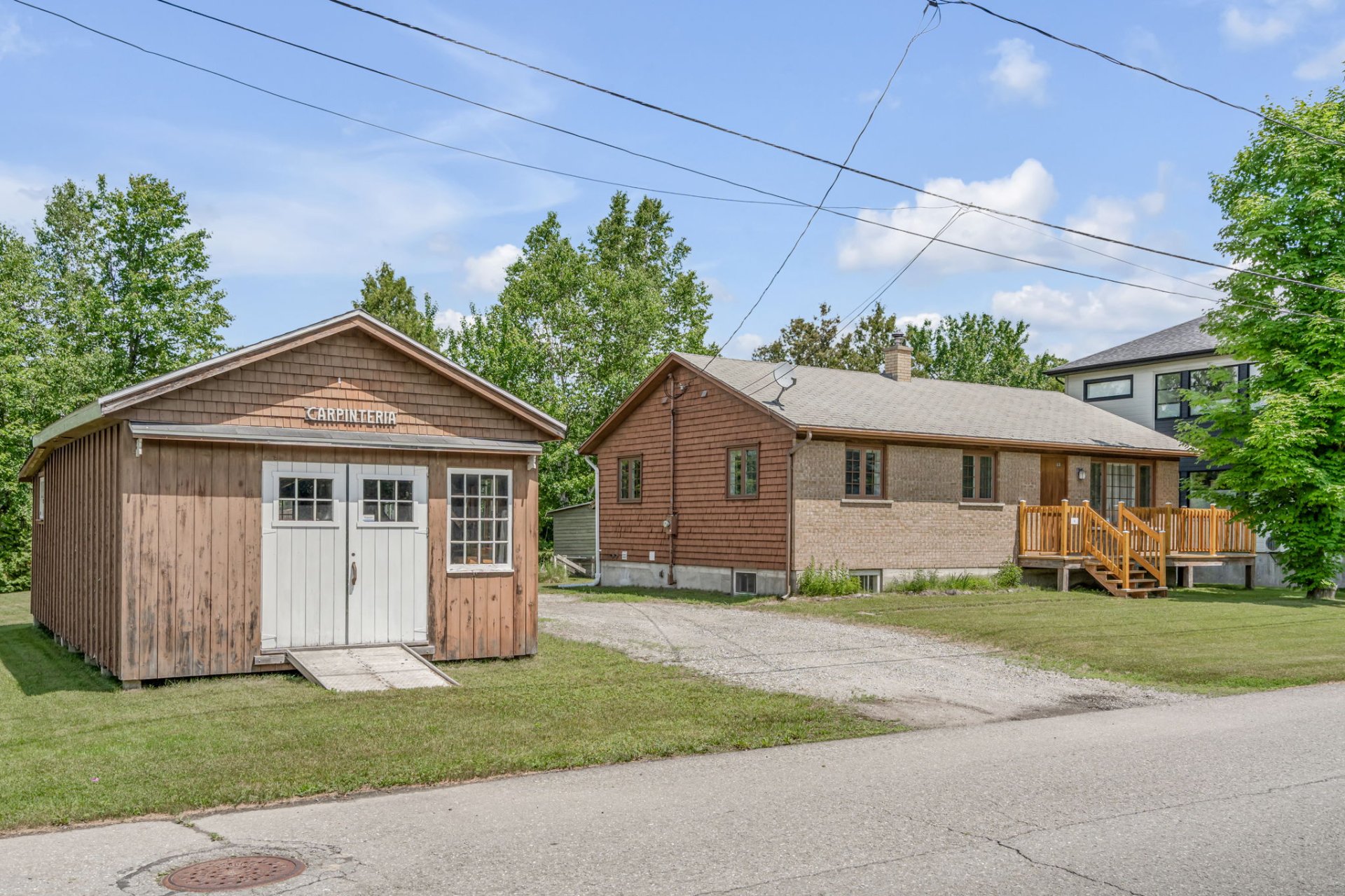 MLS: 15790441