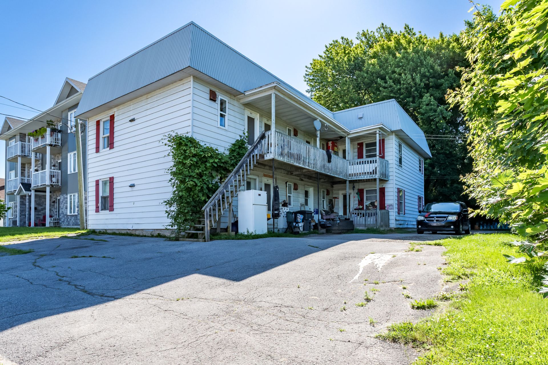 MLS: 18307741