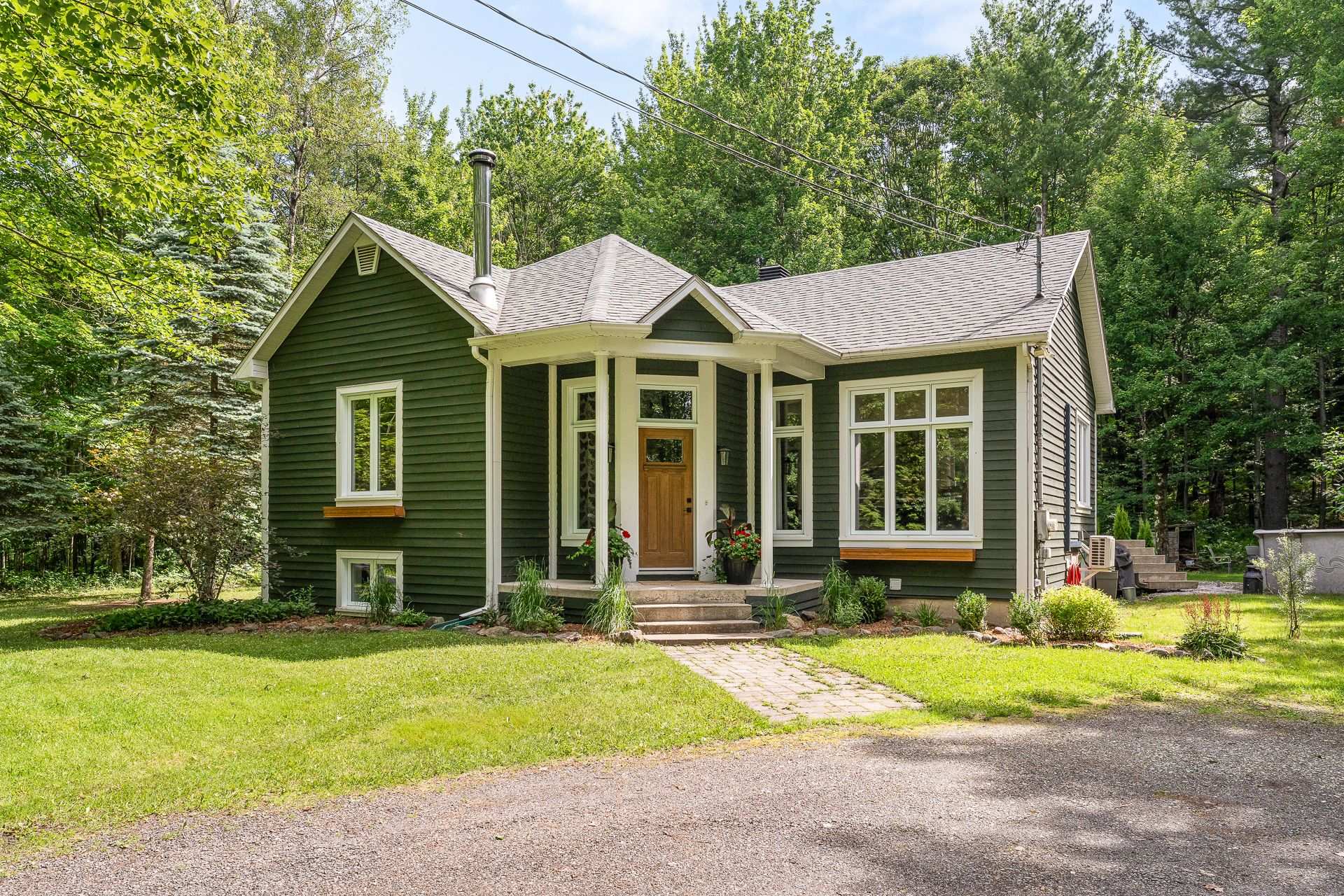 MLS: 27771465