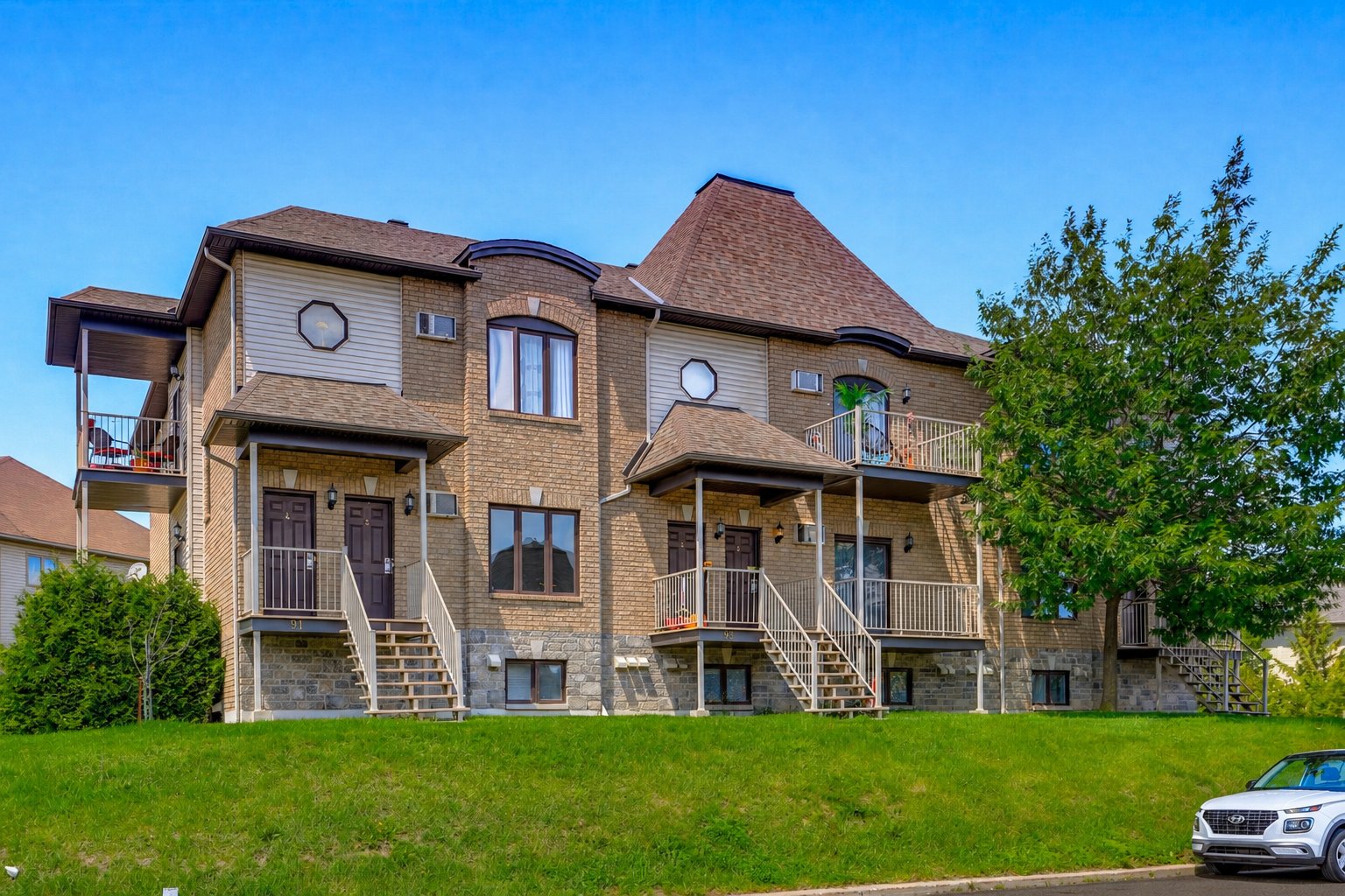 MLS: 26810694