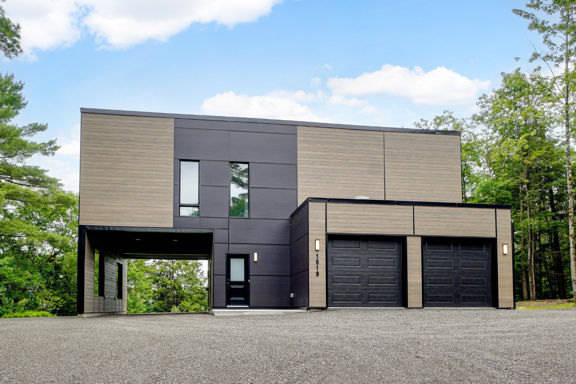 MLS: 18443097