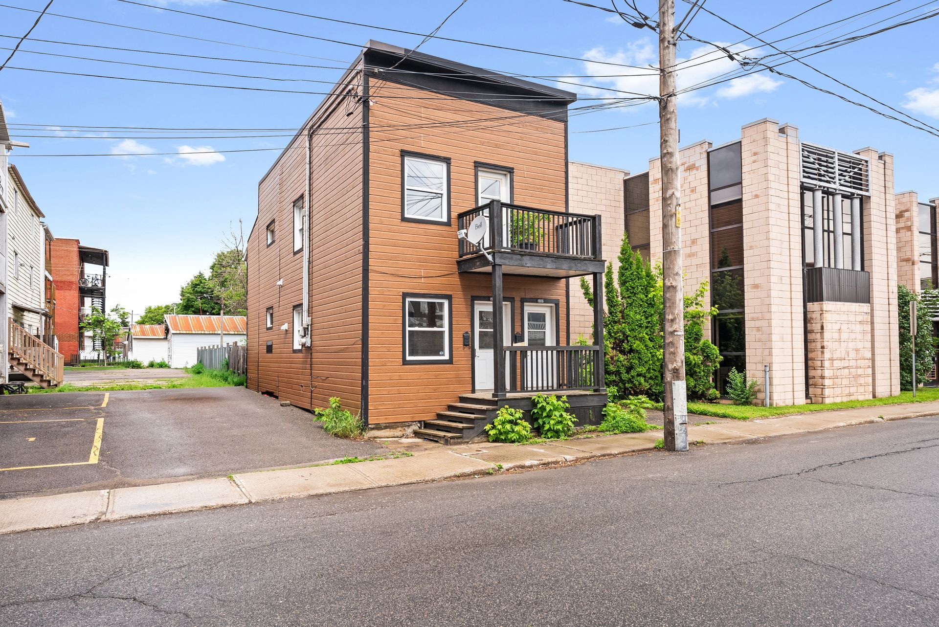 MLS: 23039632