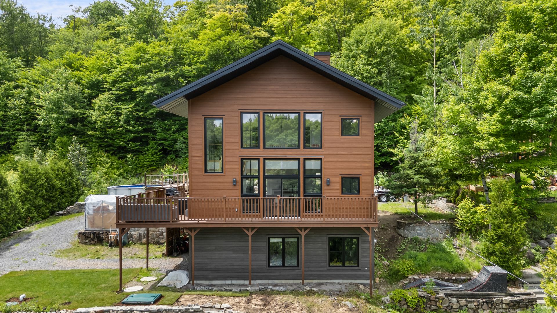 MLS: 28082583