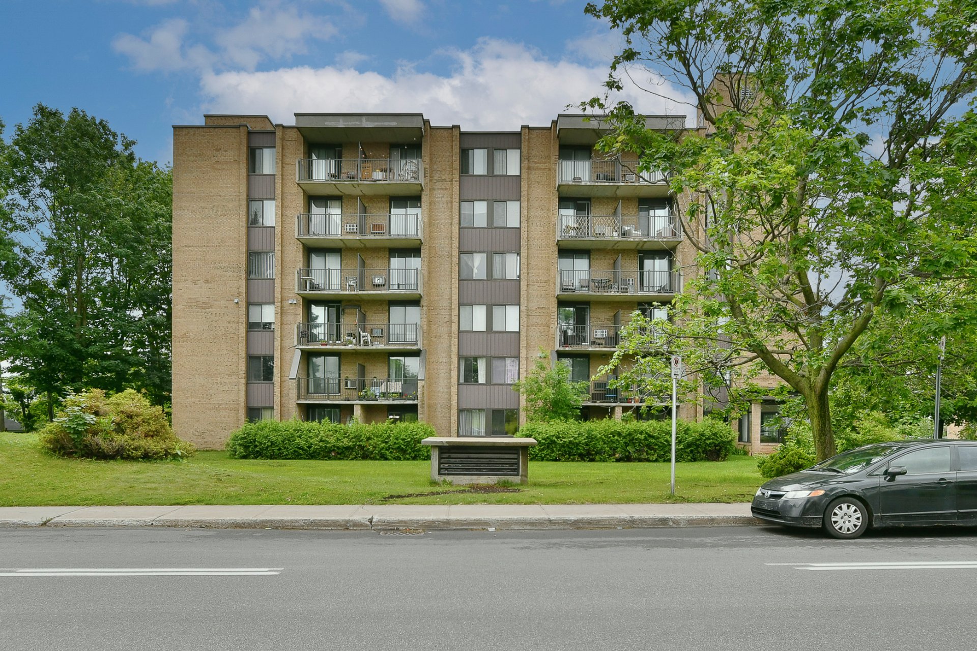 MLS: 15426301