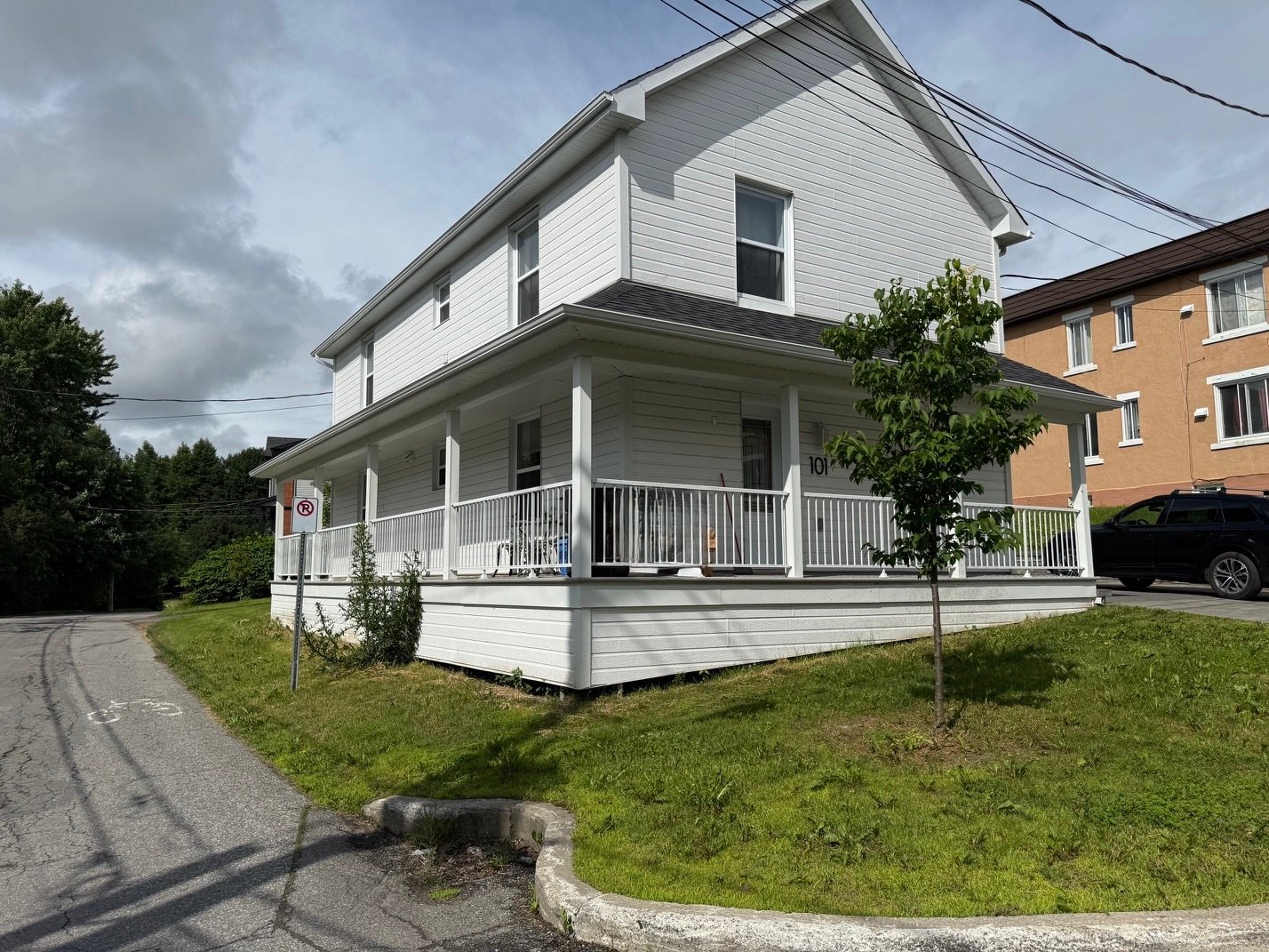 MLS: 18246321