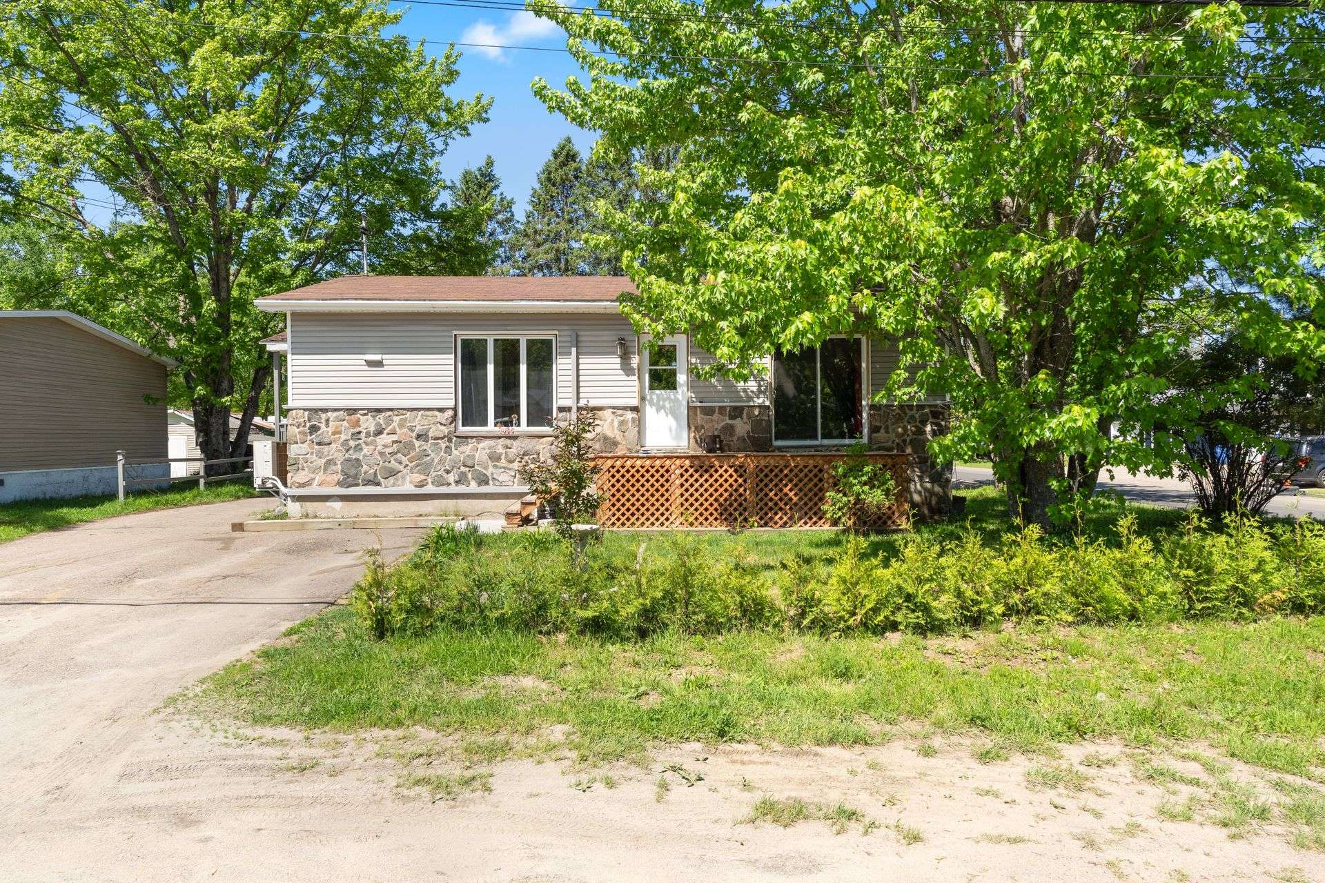 MLS: 17245071