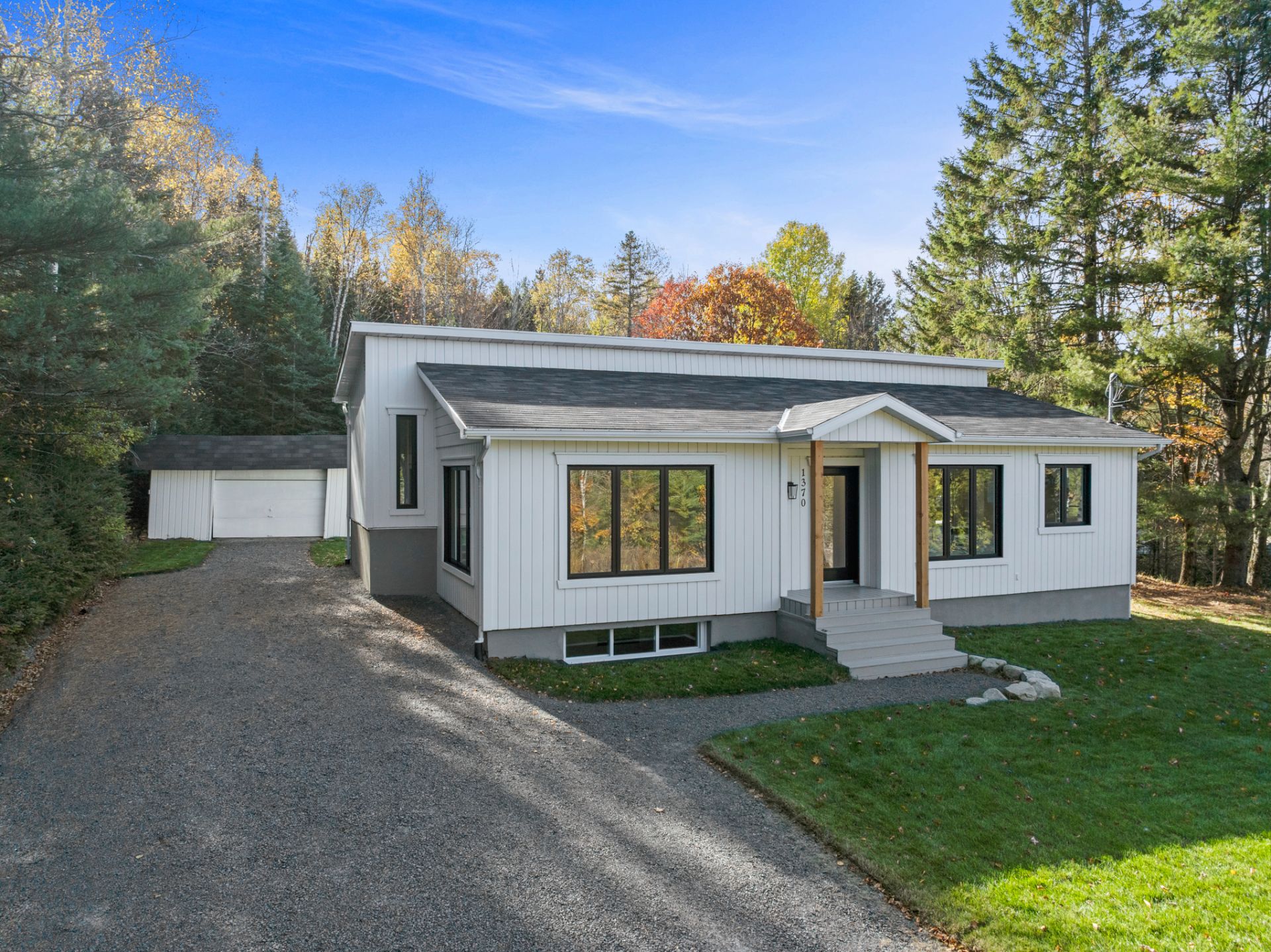 MLS: 28760772