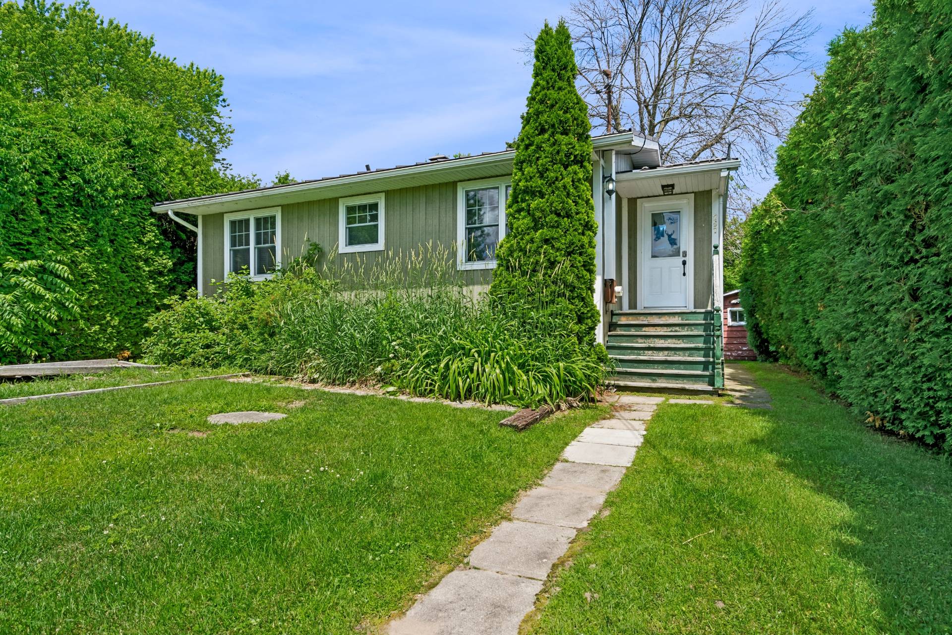 MLS: 21553730
