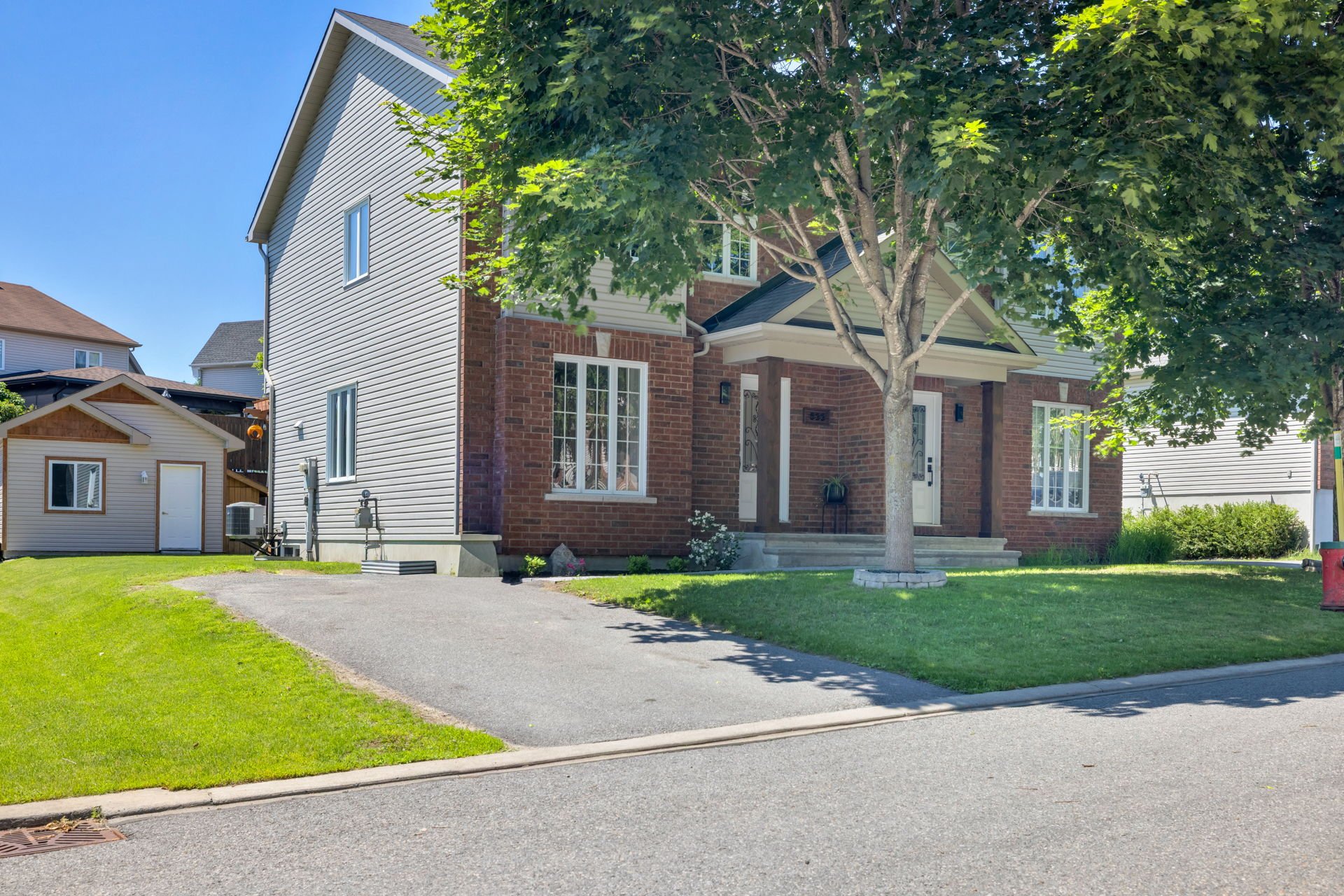 MLS: 17929376