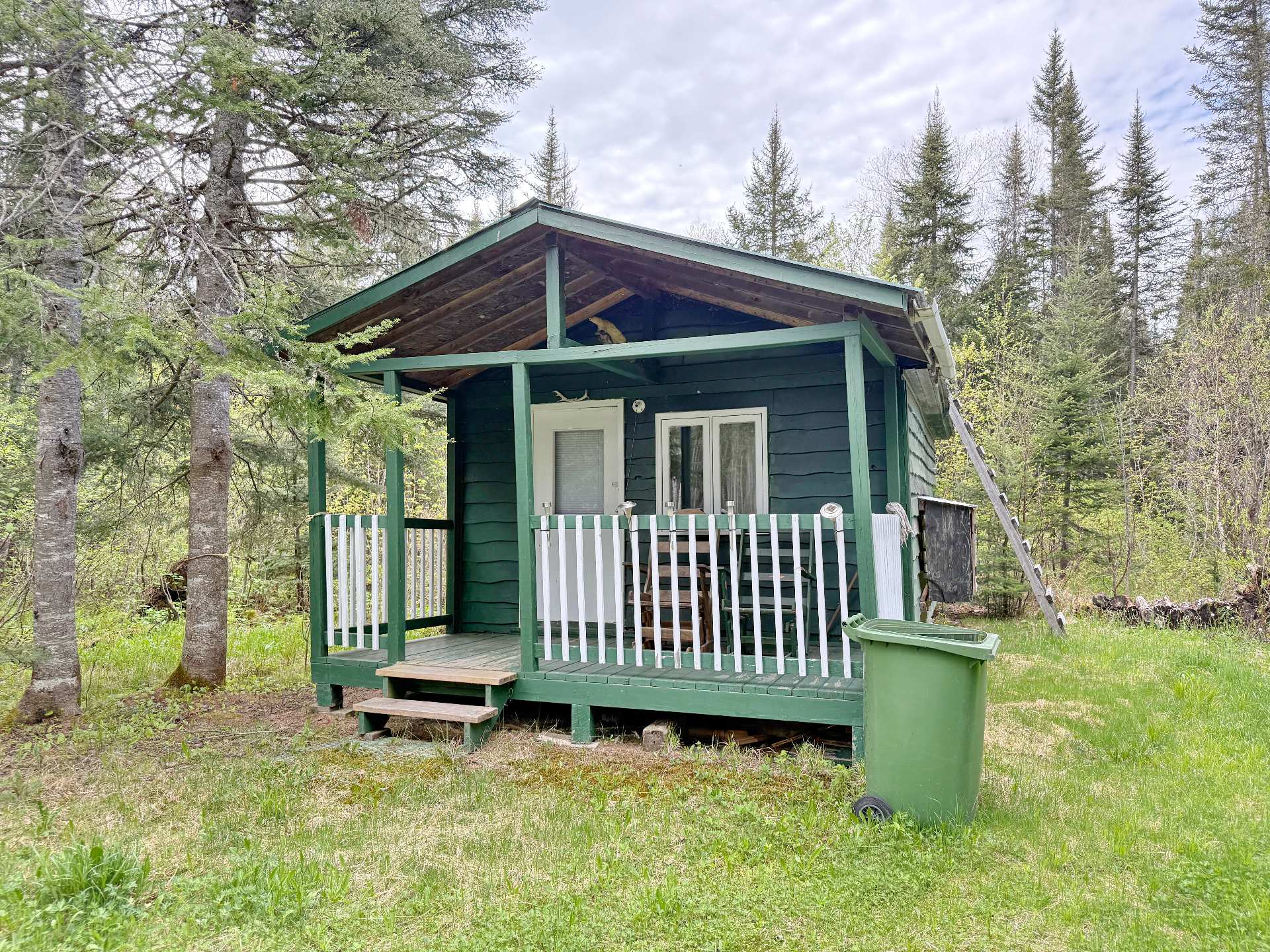 MLS: 22861211