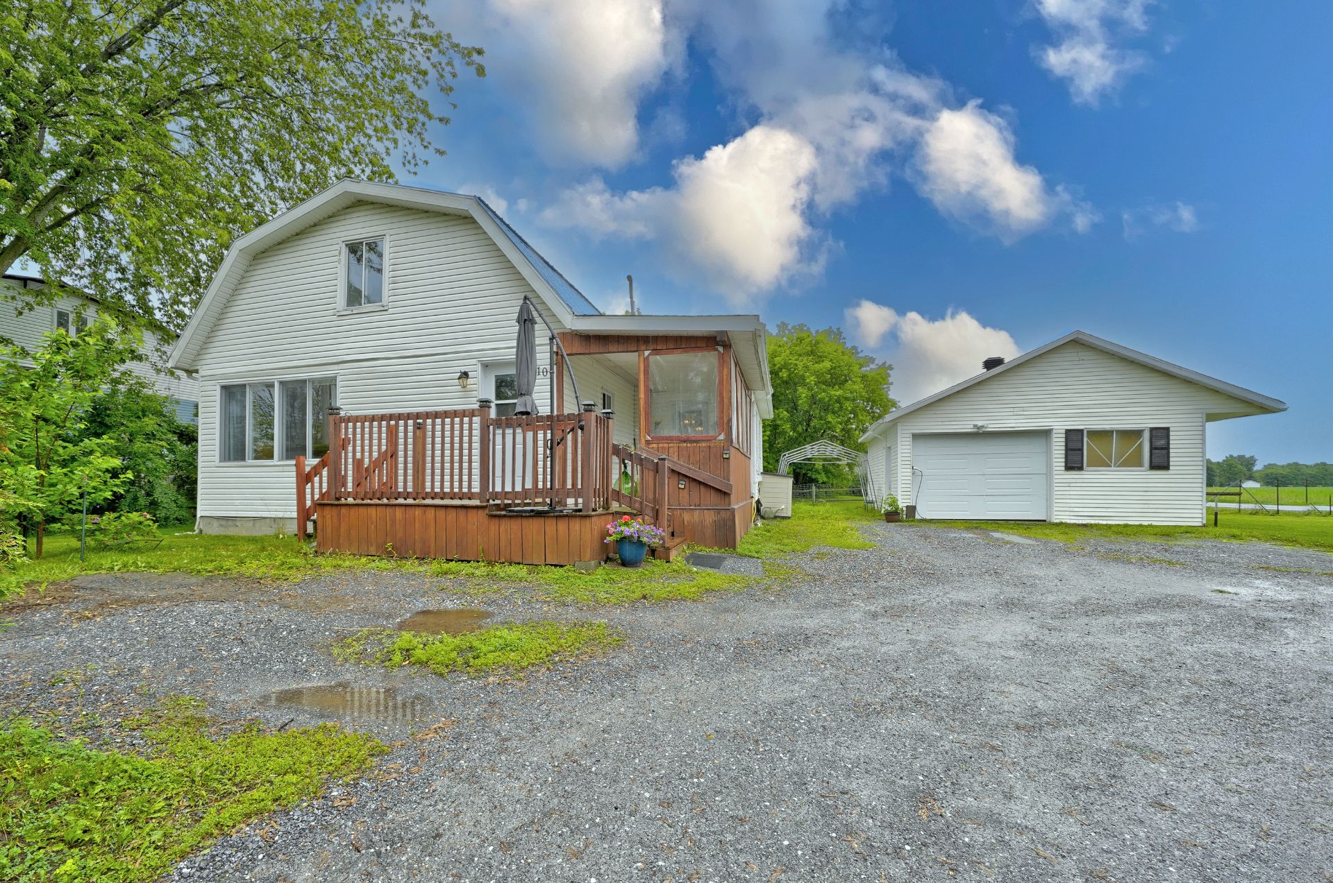 MLS: 25046185