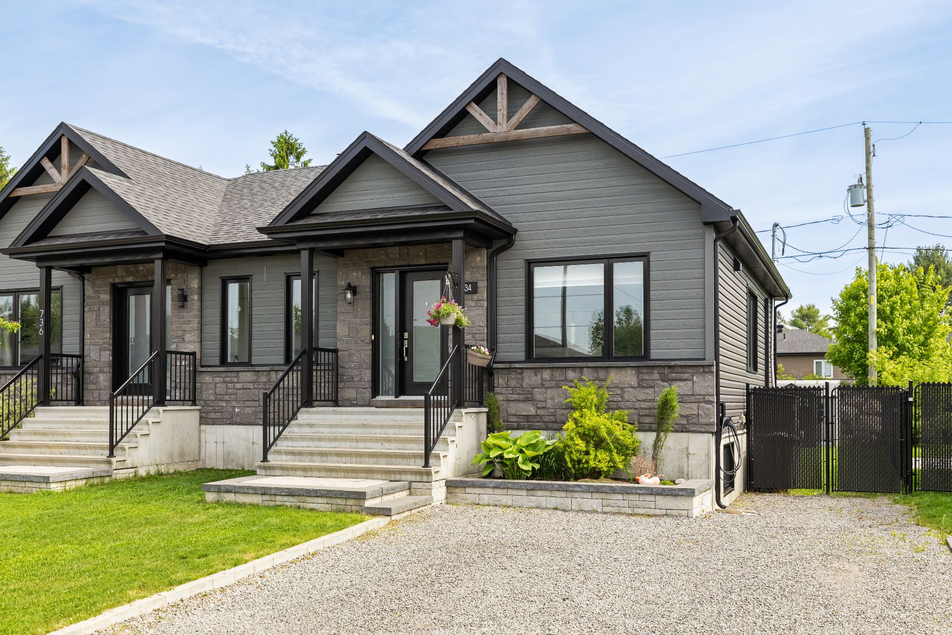 MLS: 24890714