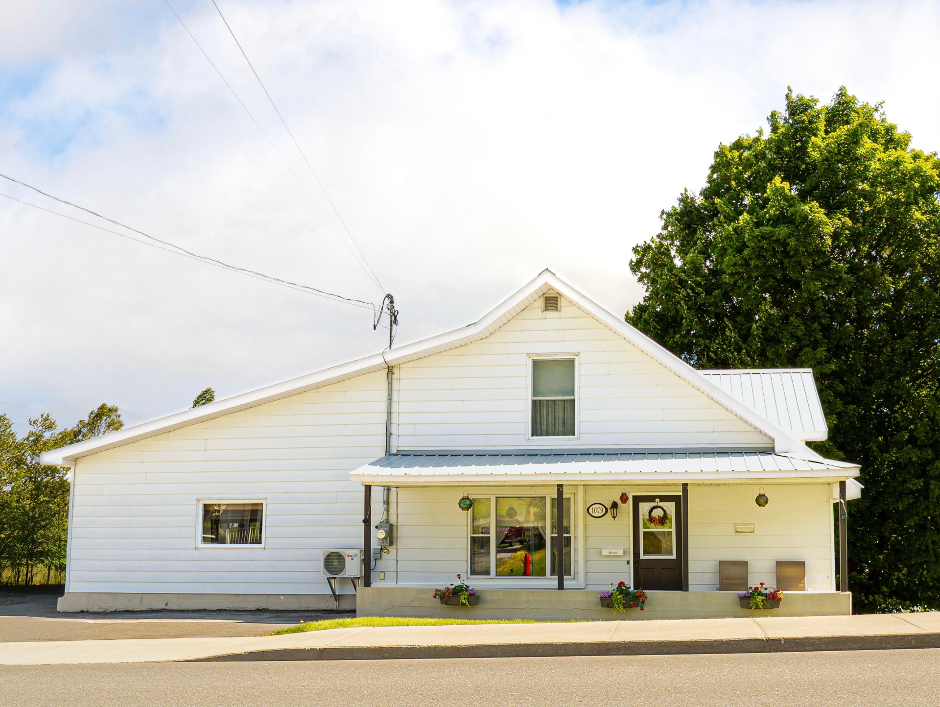 MLS: 16525684