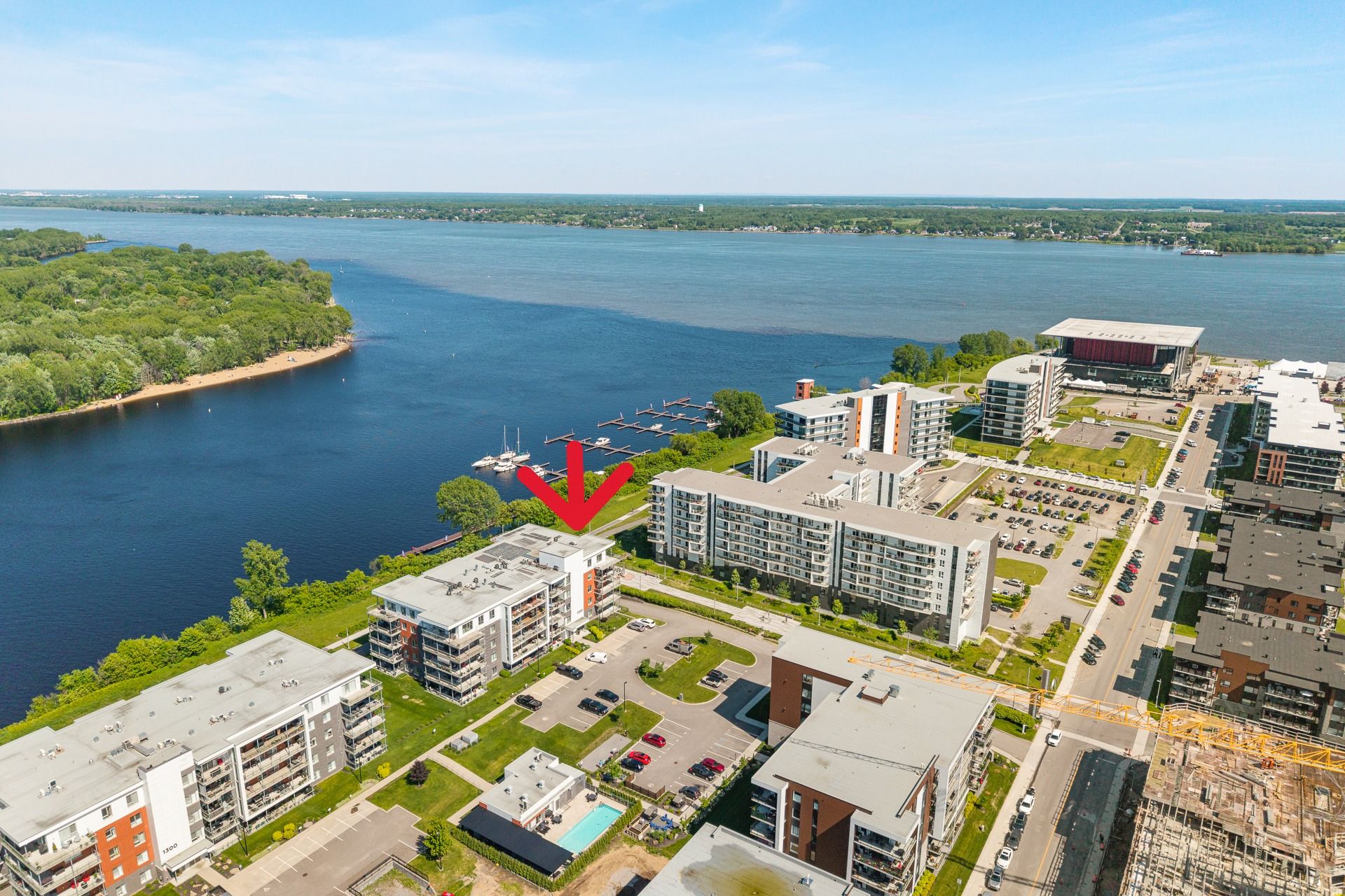 MLS: 22911883