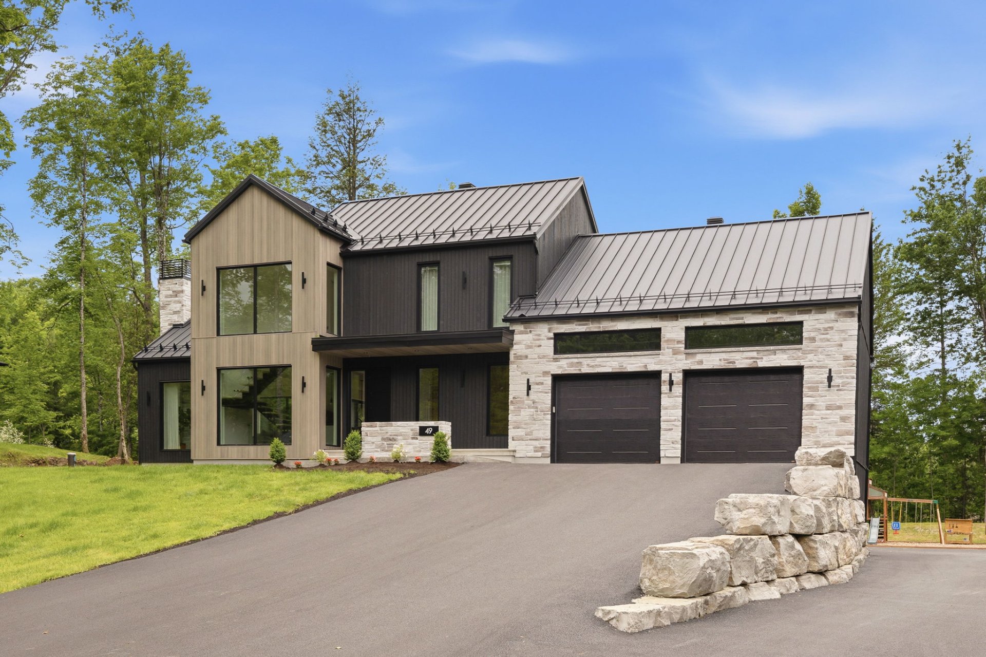 MLS: 12635242