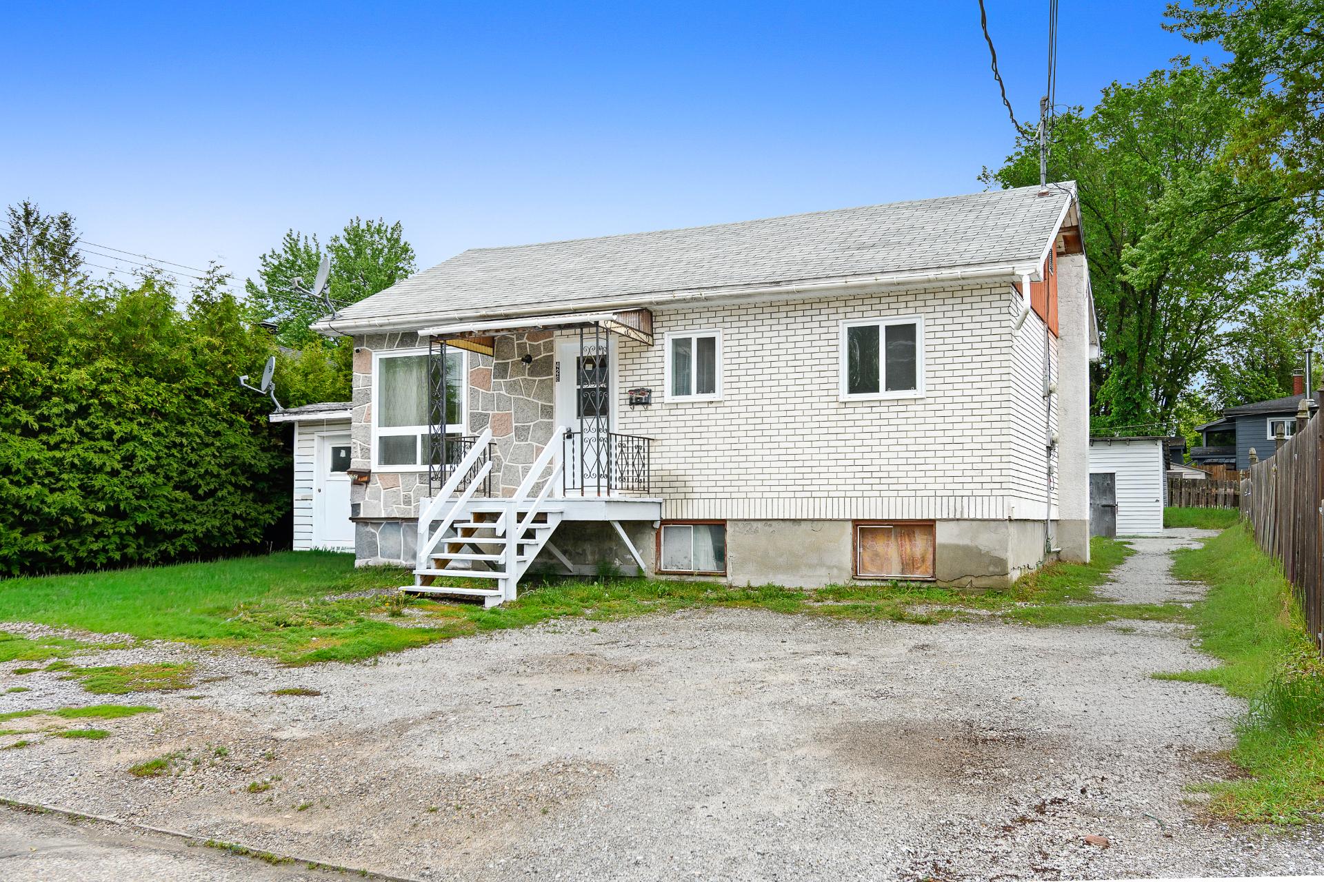 MLS: 10924323
