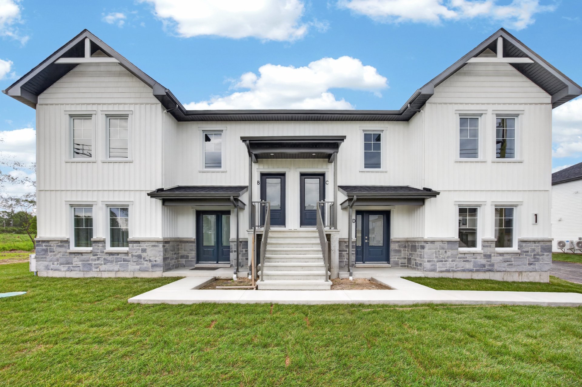 MLS: 26709931