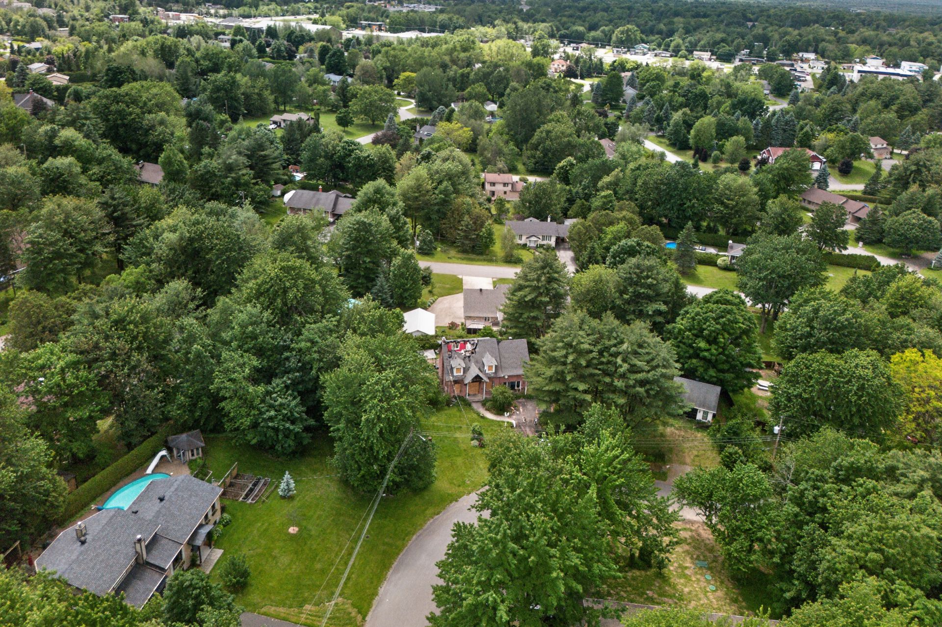 MLS: 22965647