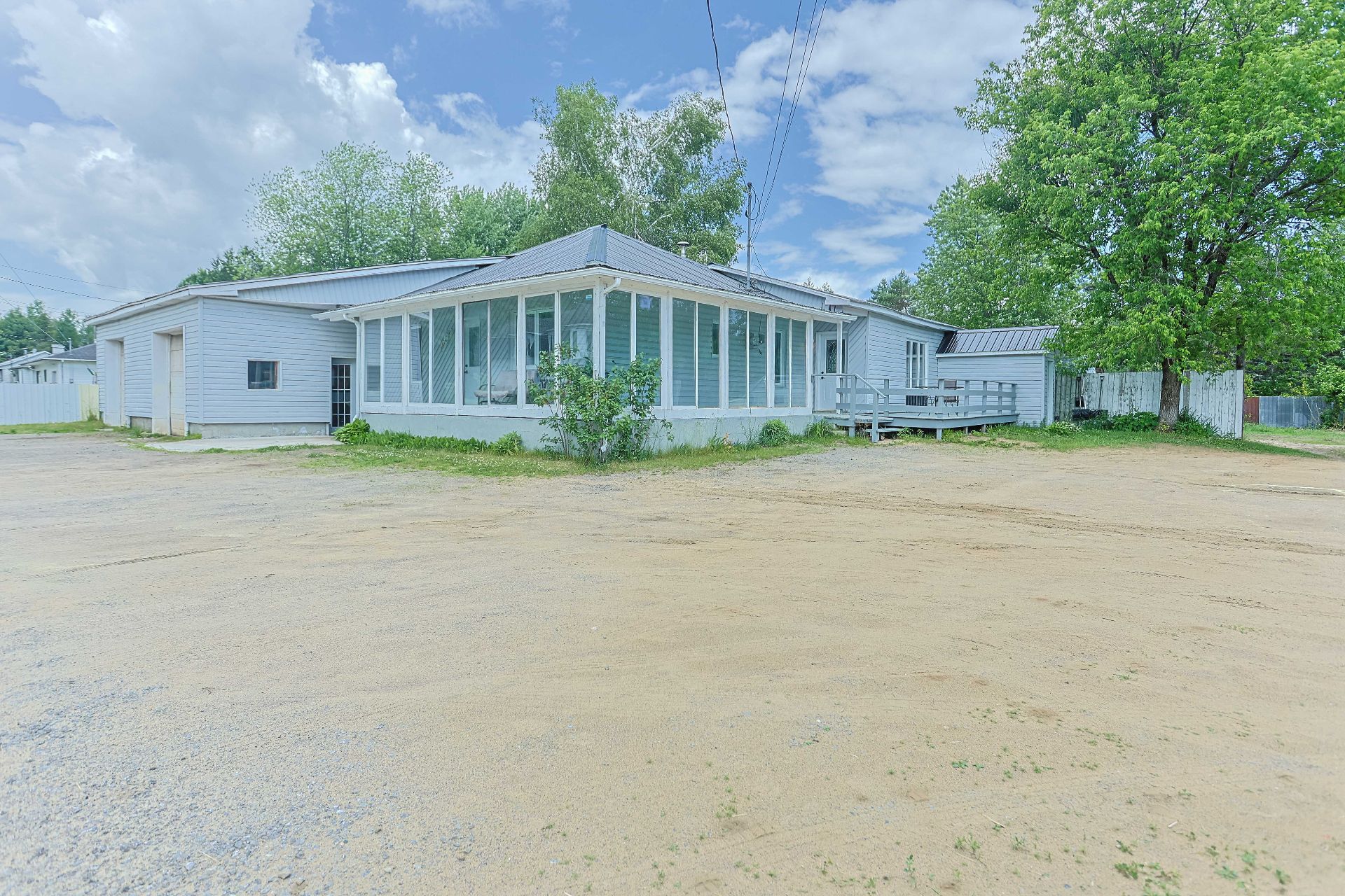 MLS: 24303371