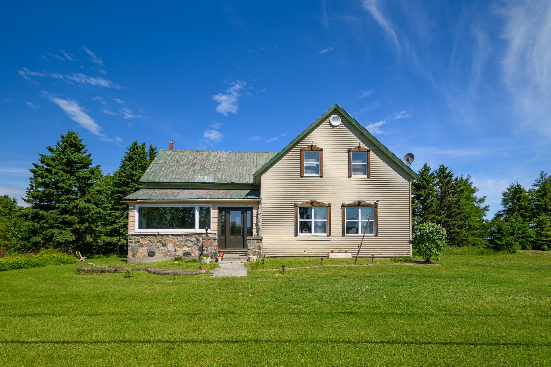 MLS: 18977203