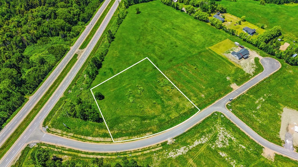 MLS: 24285055
