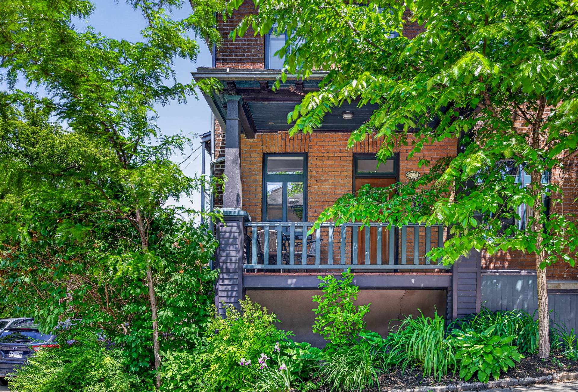 MLS: 18420979