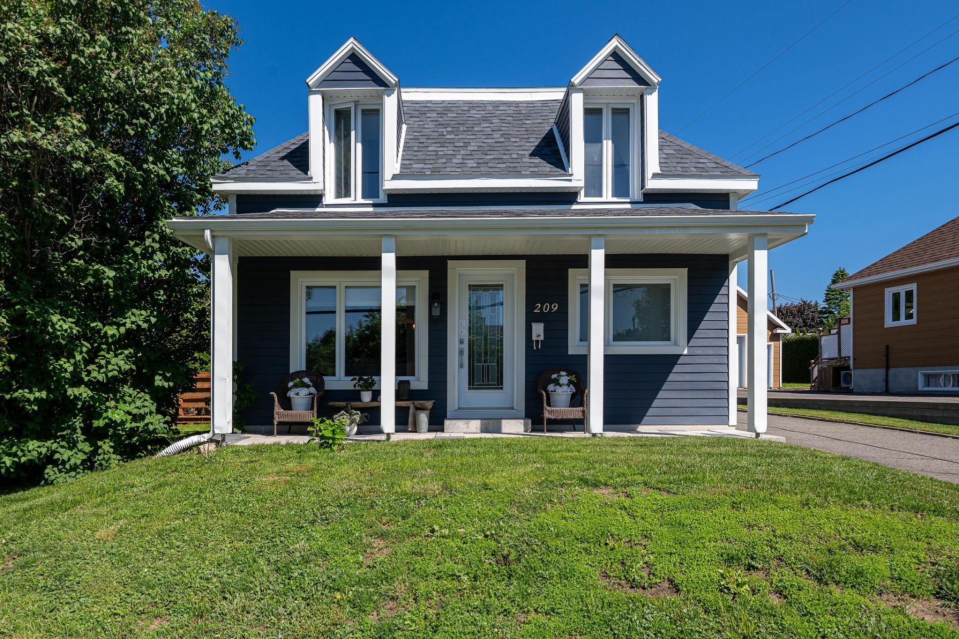 MLS: 22570827
