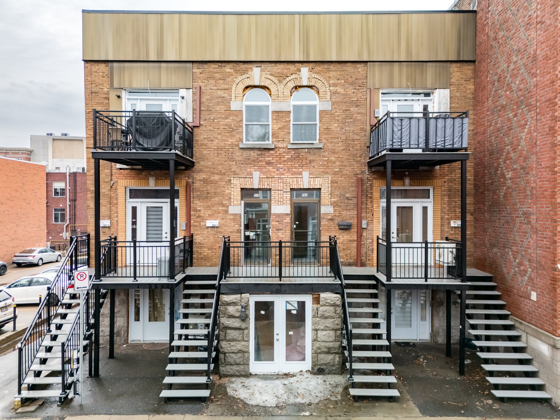 MLS: 22162400