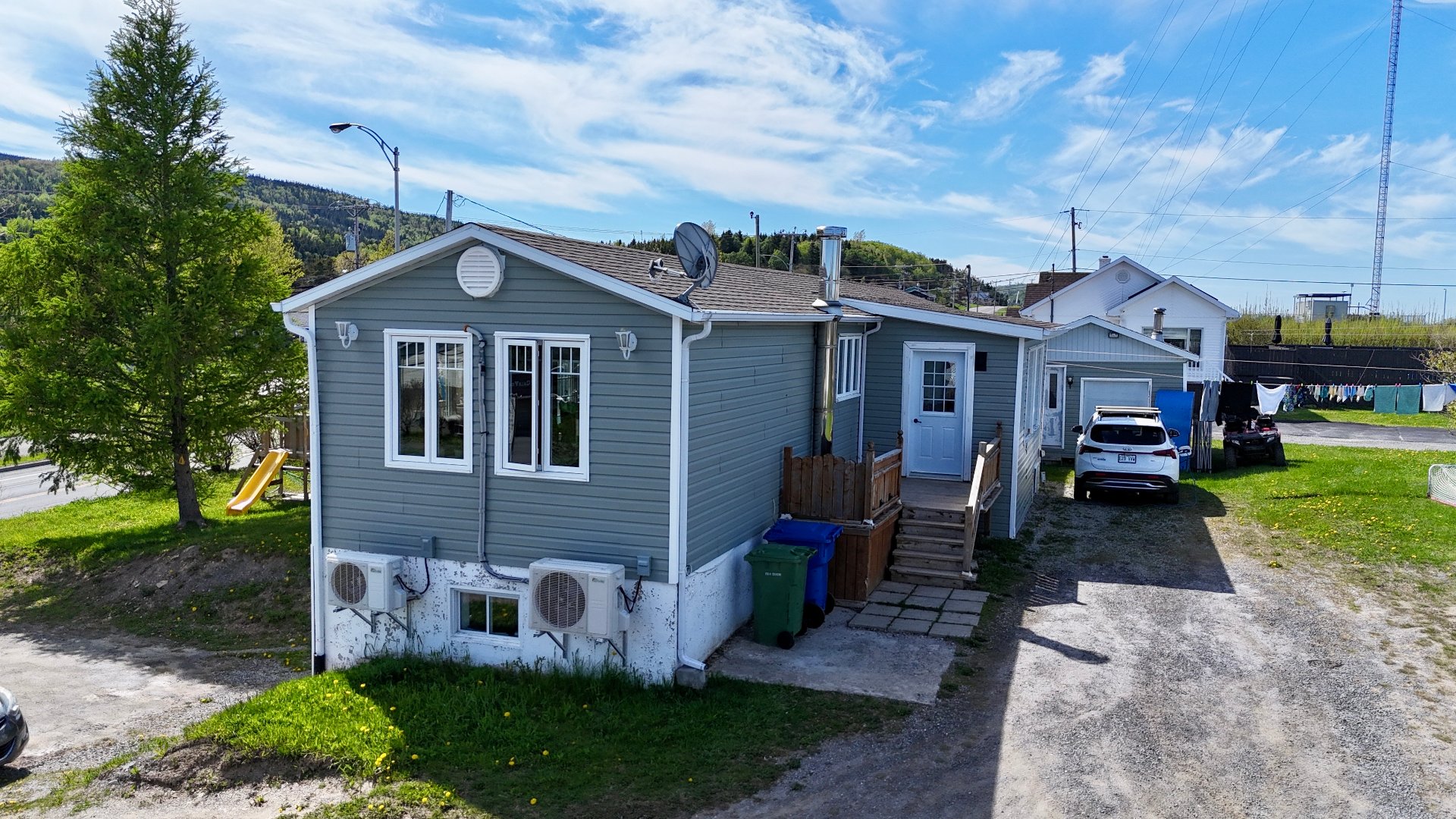 MLS: 28876131
