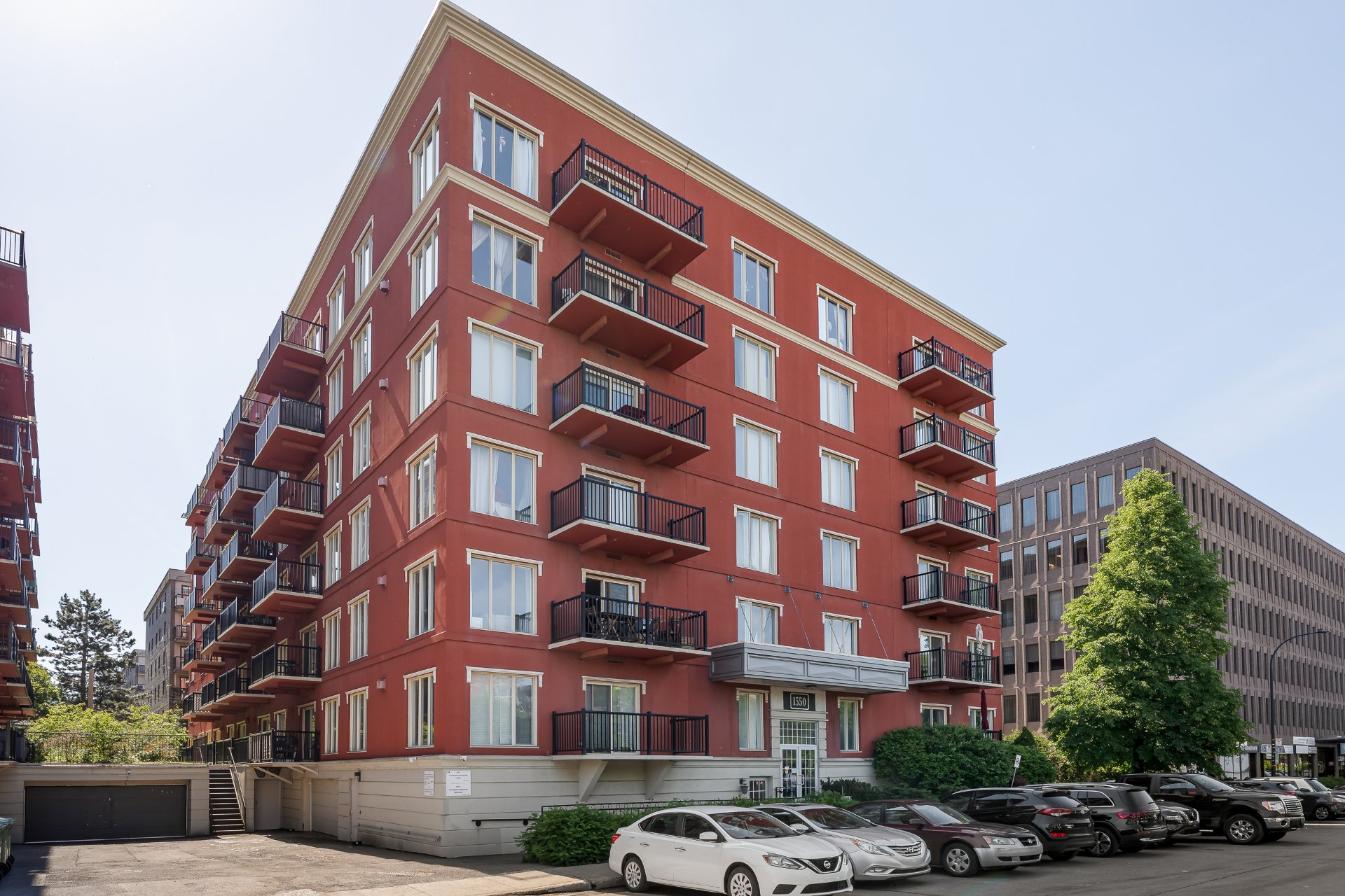 MLS: 18909531