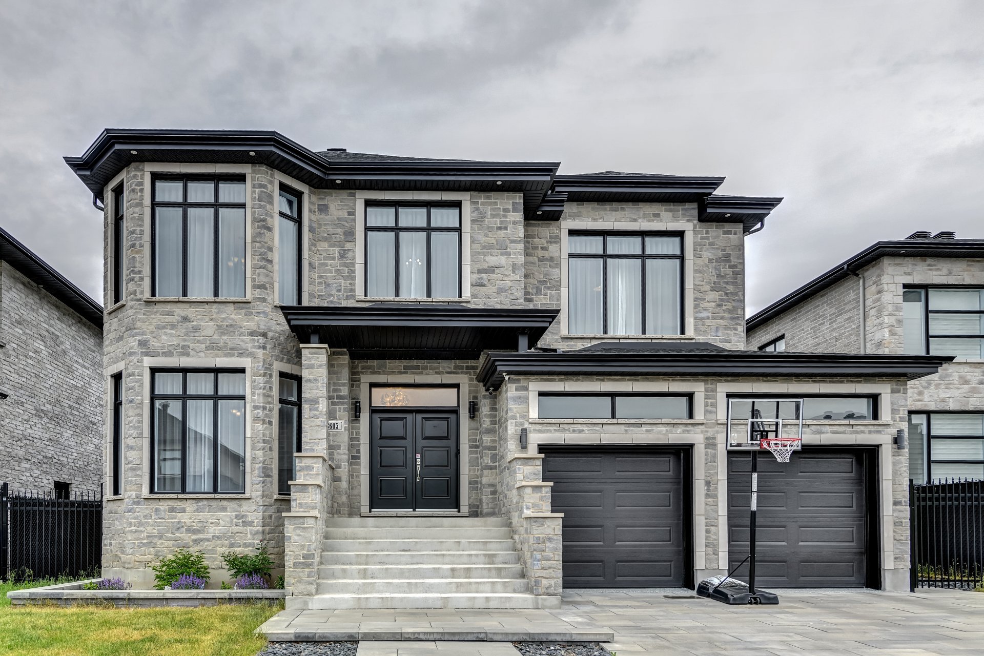 MLS: 12432954