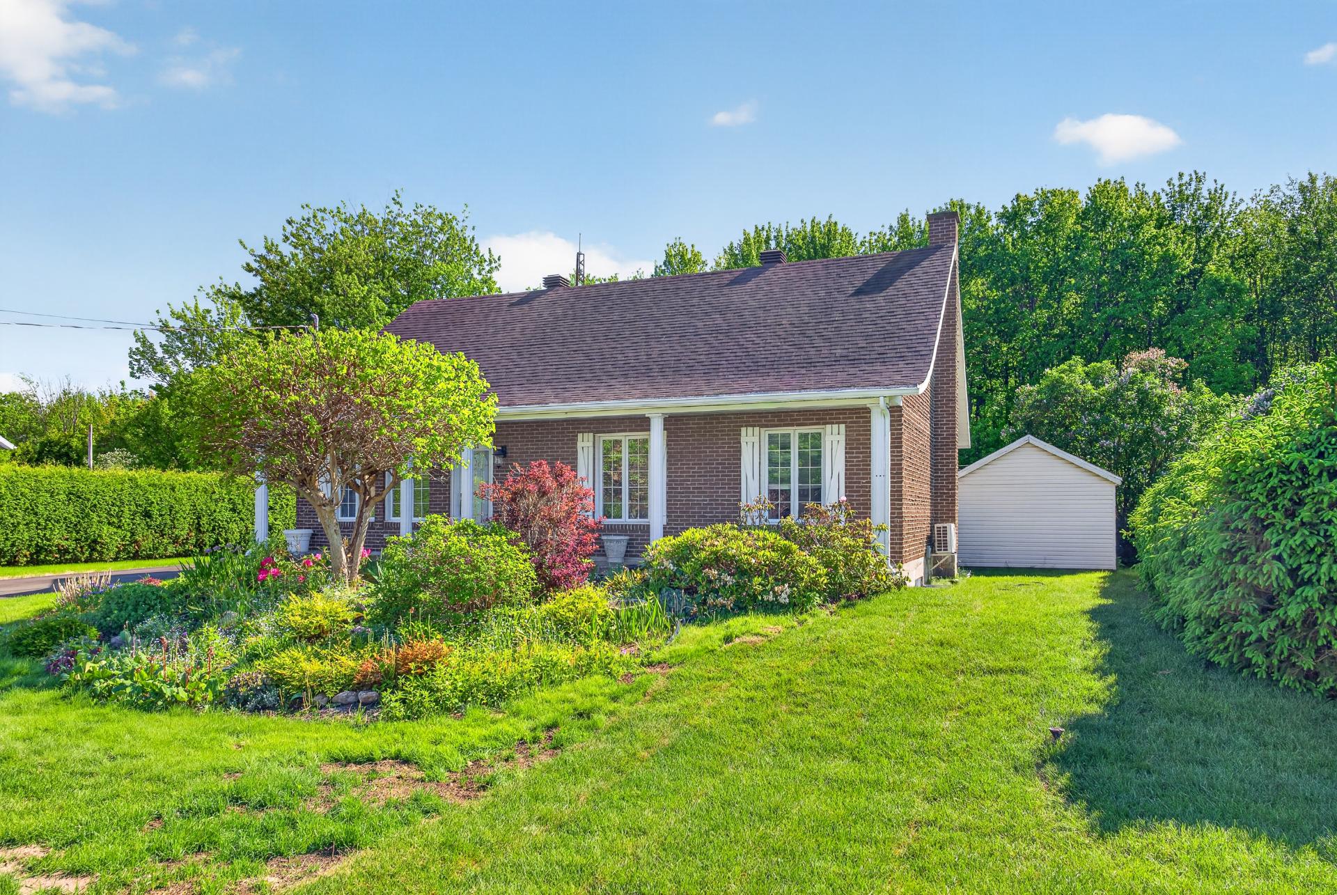 MLS: 17836475