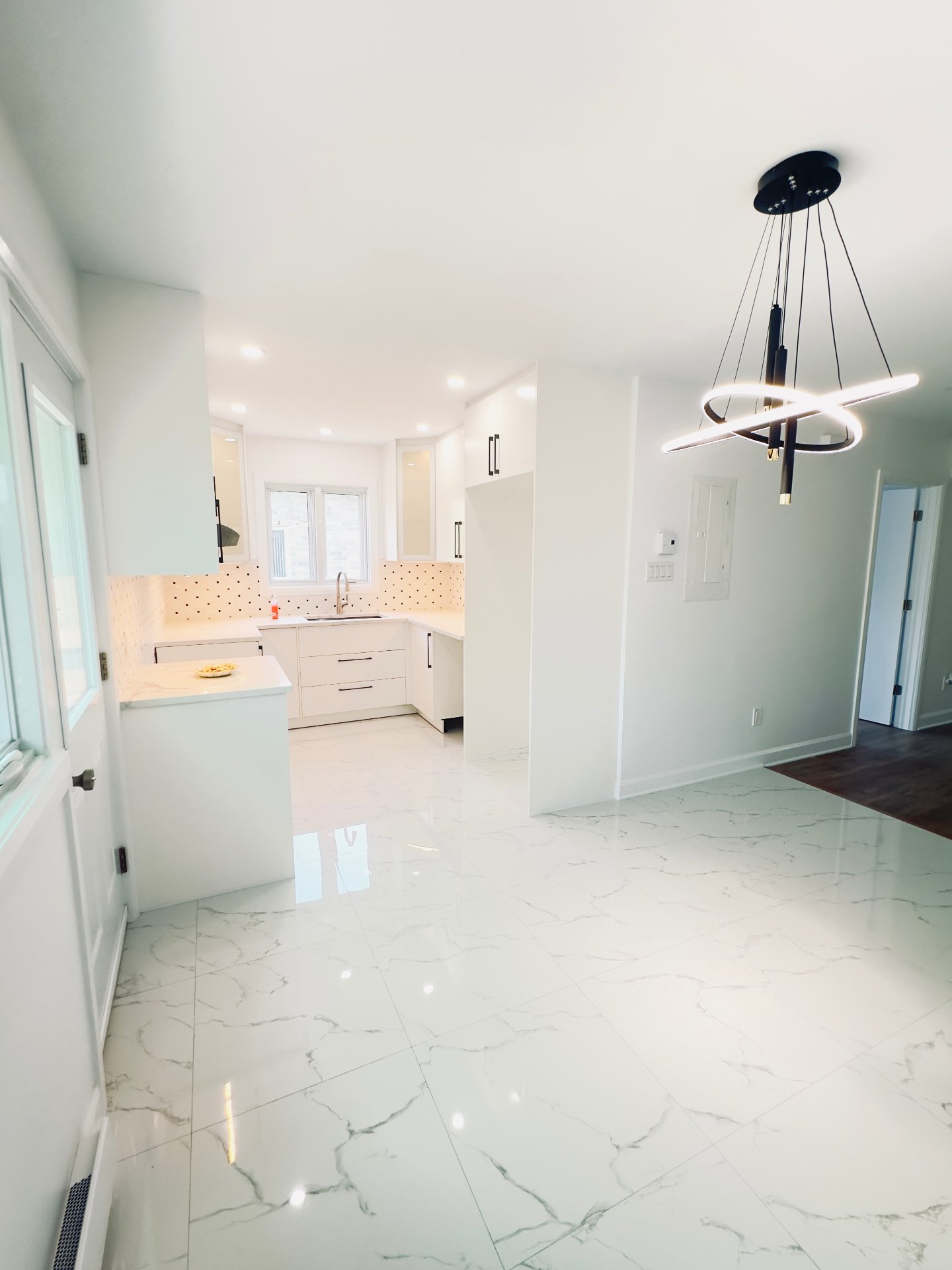 MLS: 11041038
