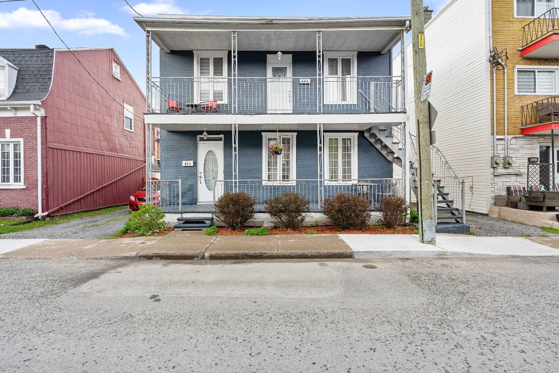 MLS: 21894371